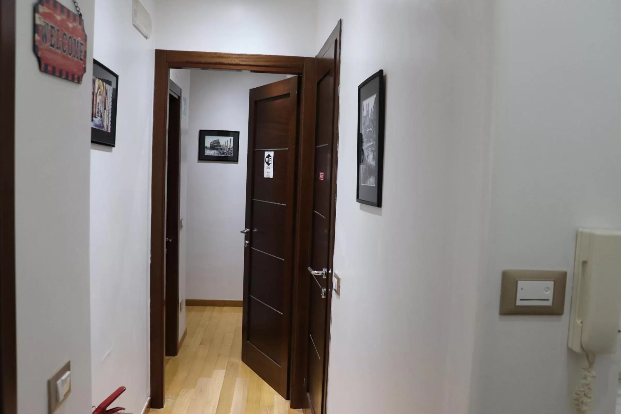 Communal lounge/ TV room in B&B Gaudium Colosseo