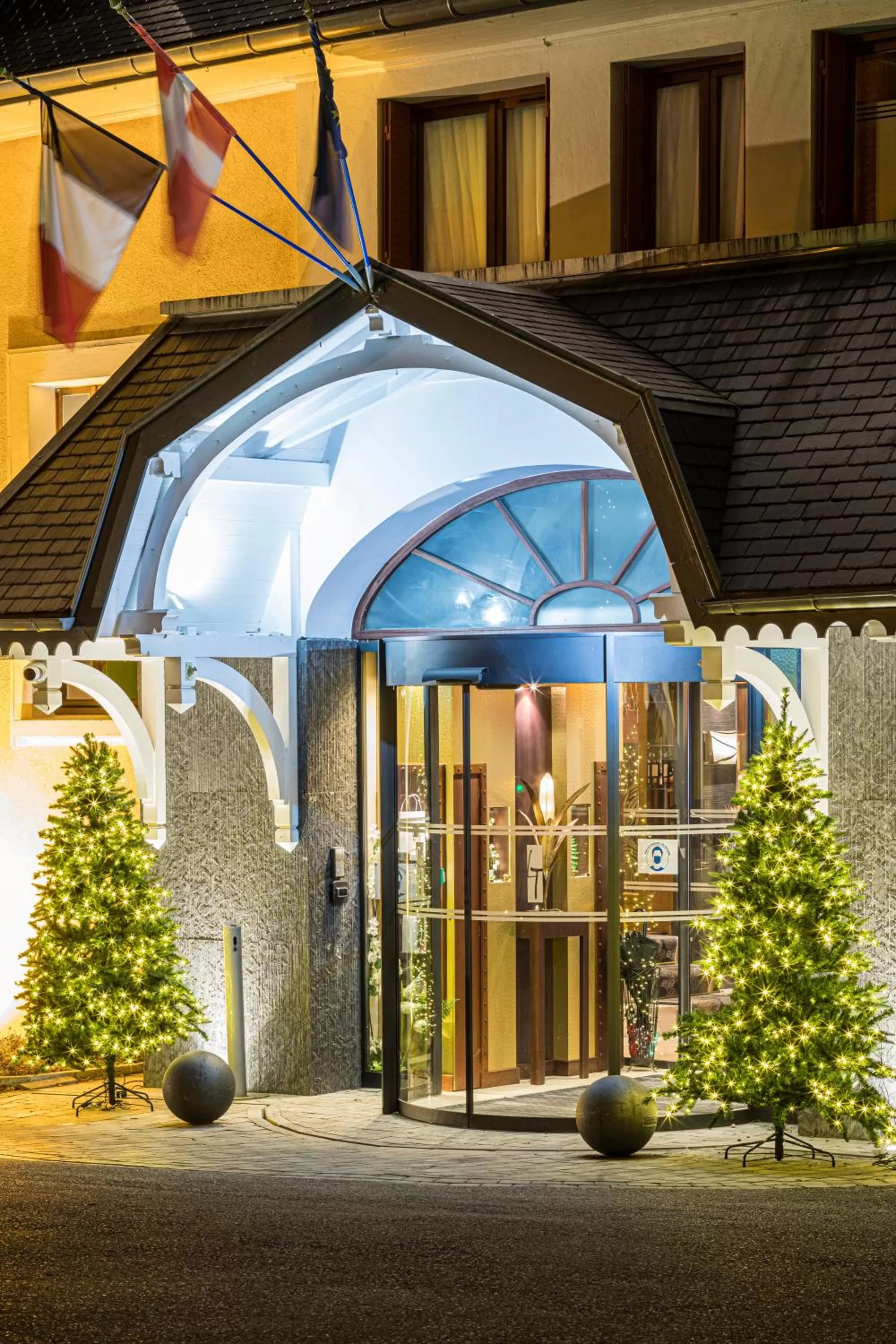 Property building in Les Trésoms Lake and Spa Resort