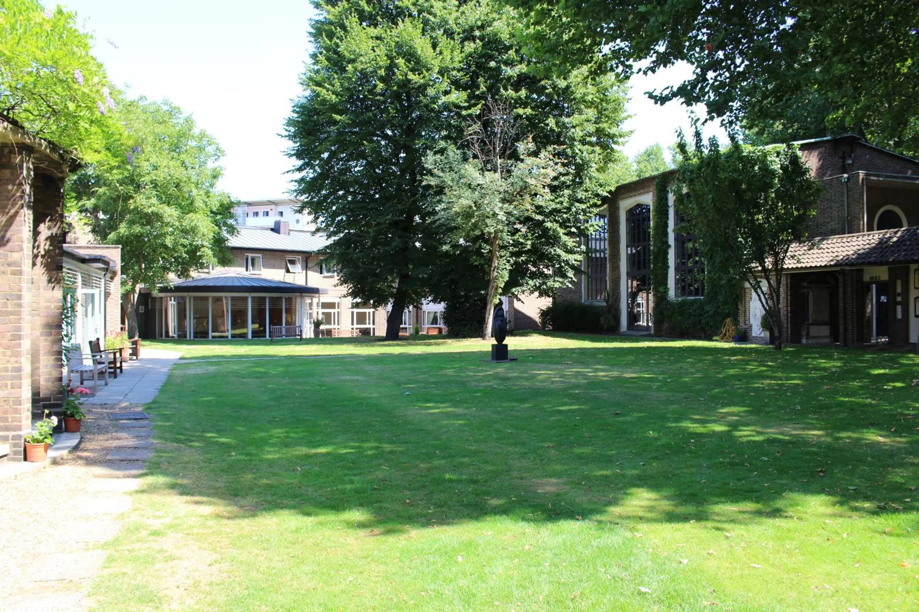Facade/entrance in The Royal Foundation of St Katharine