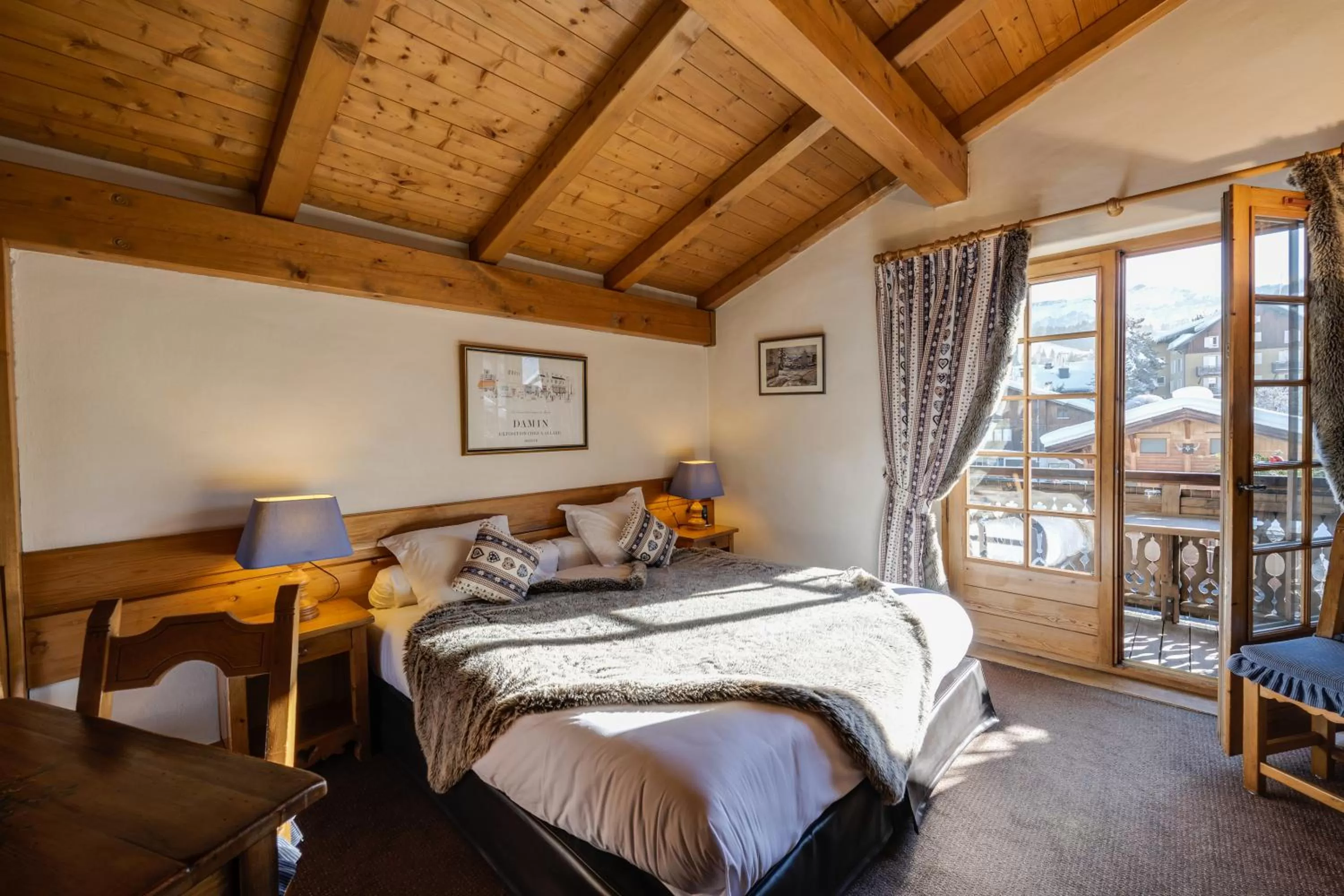 Photo of the whole room, Bed in Hôtel La Grange d'Arly