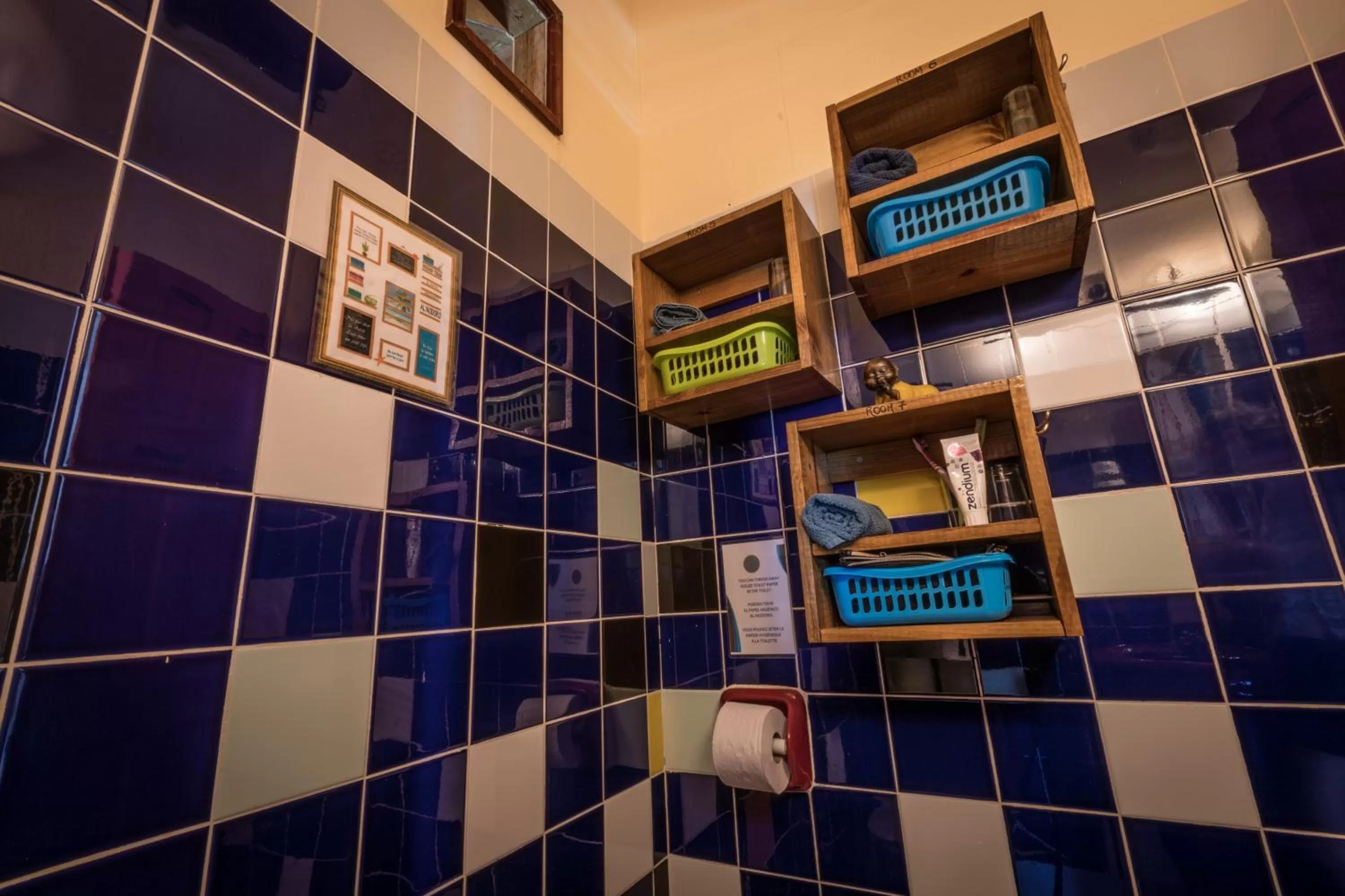 Toilet in Barrbra BnB Over The Sea