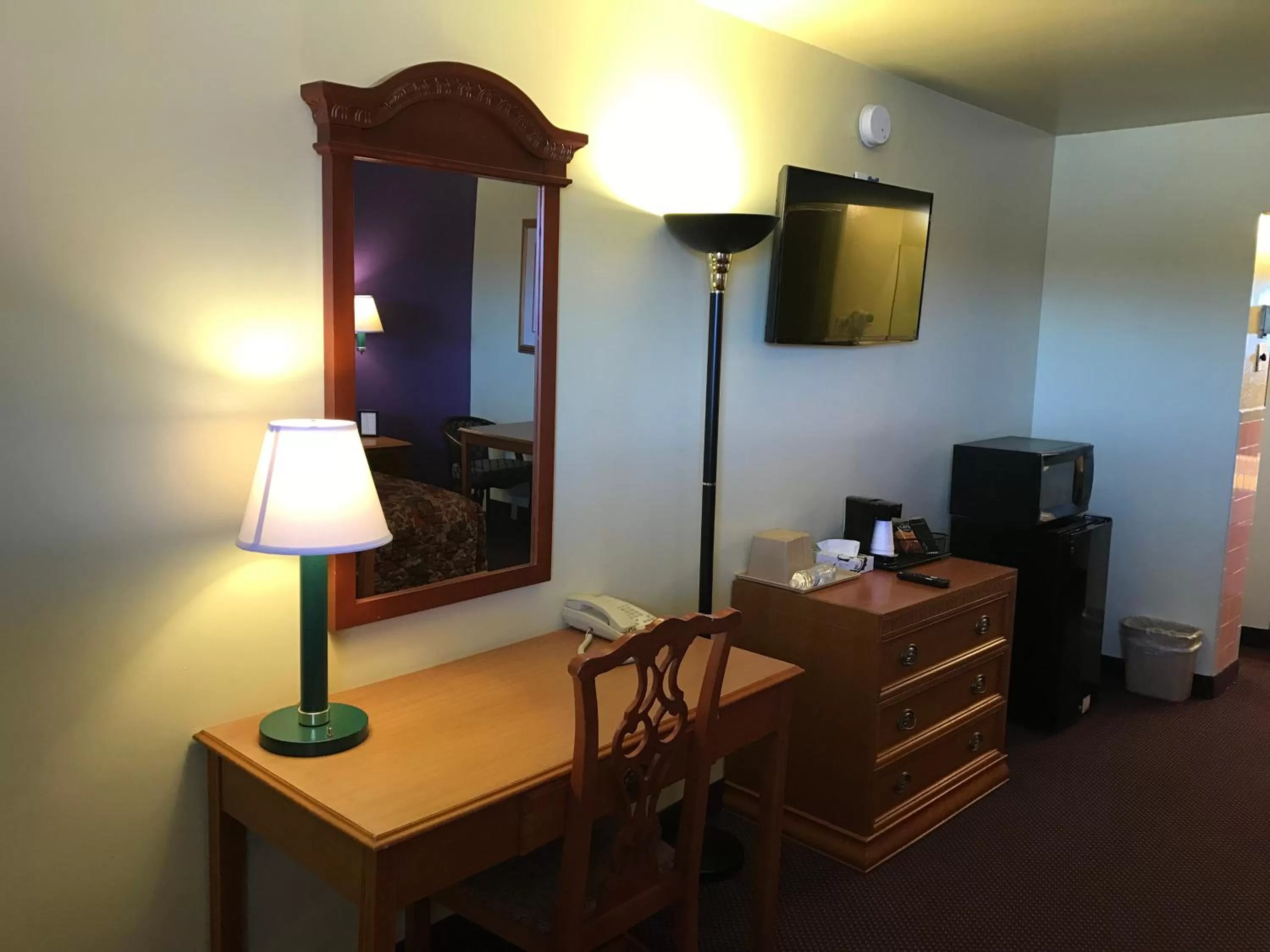 Decorative detail in Shamrock Country Inn