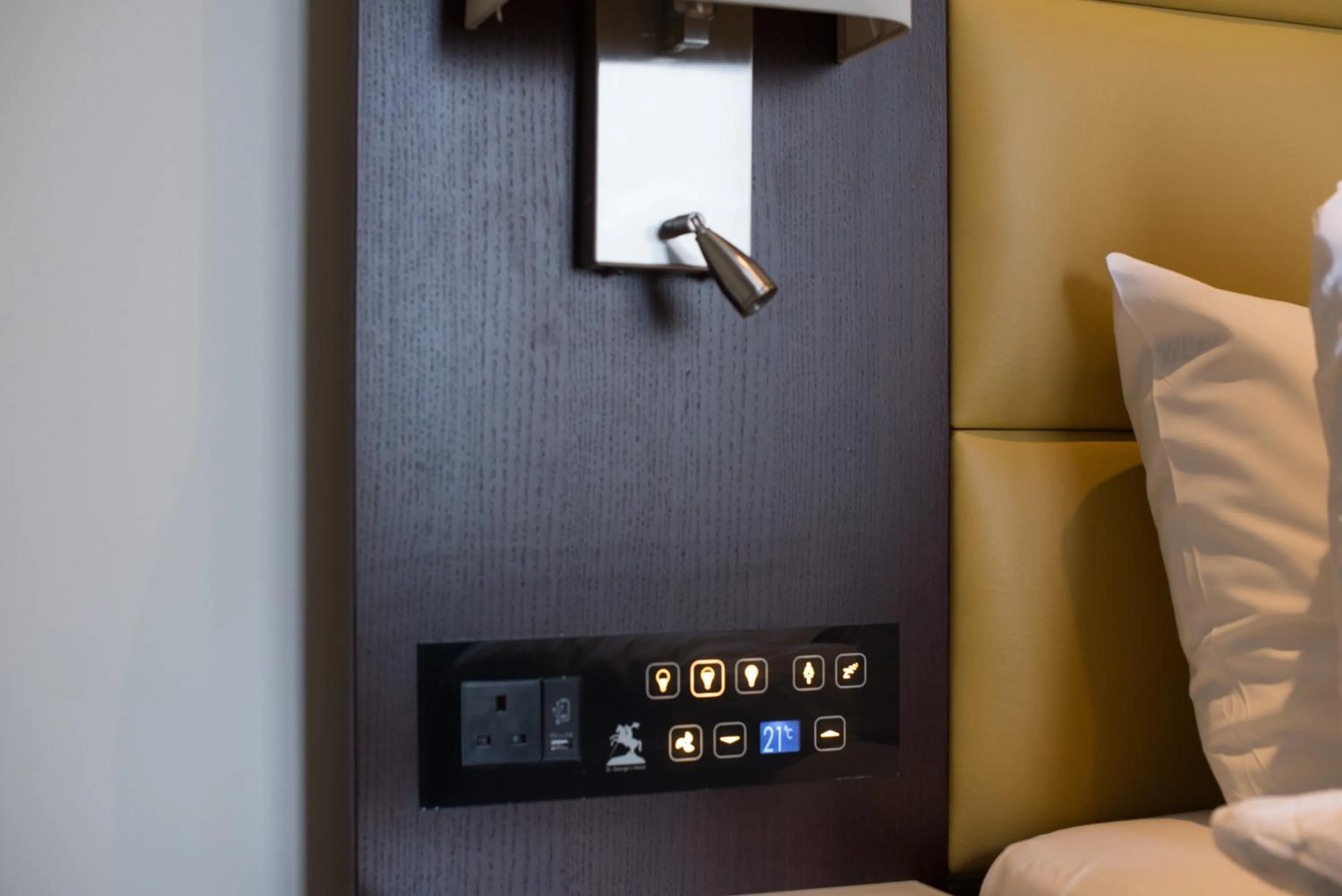 Bedroom in St George's Hotel - Wembley