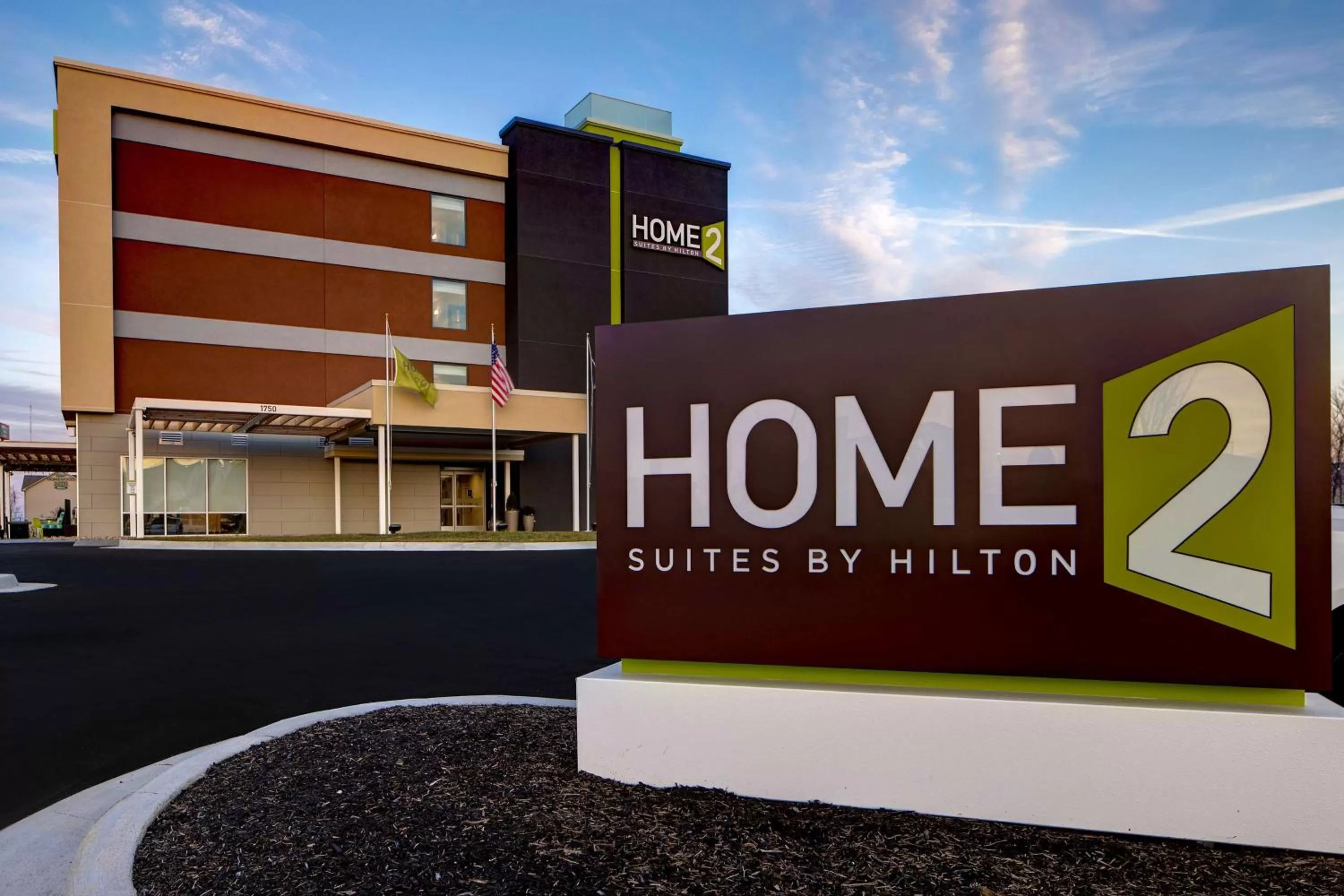 Property building in Home2 Suites By Hilton Lexington Hamburg