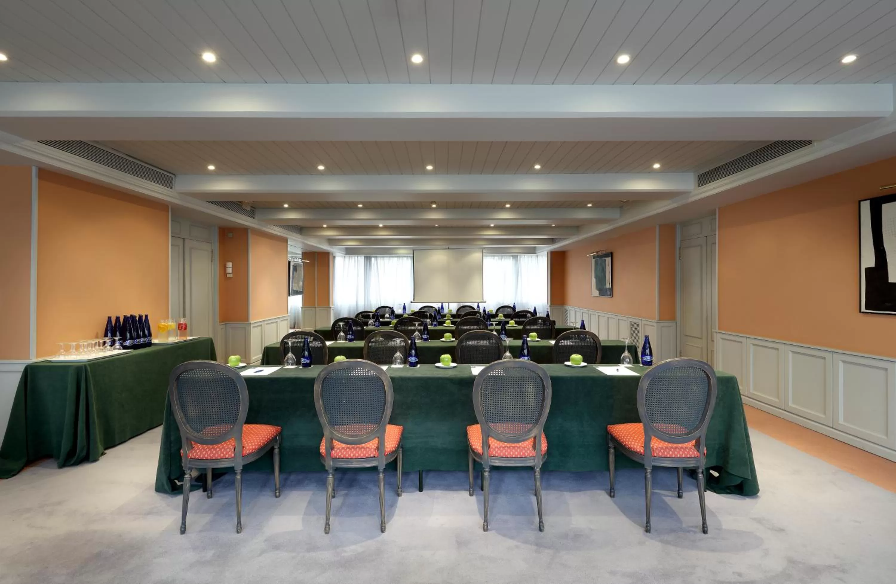 Meeting/conference room in Crisol Puerta de Burgos