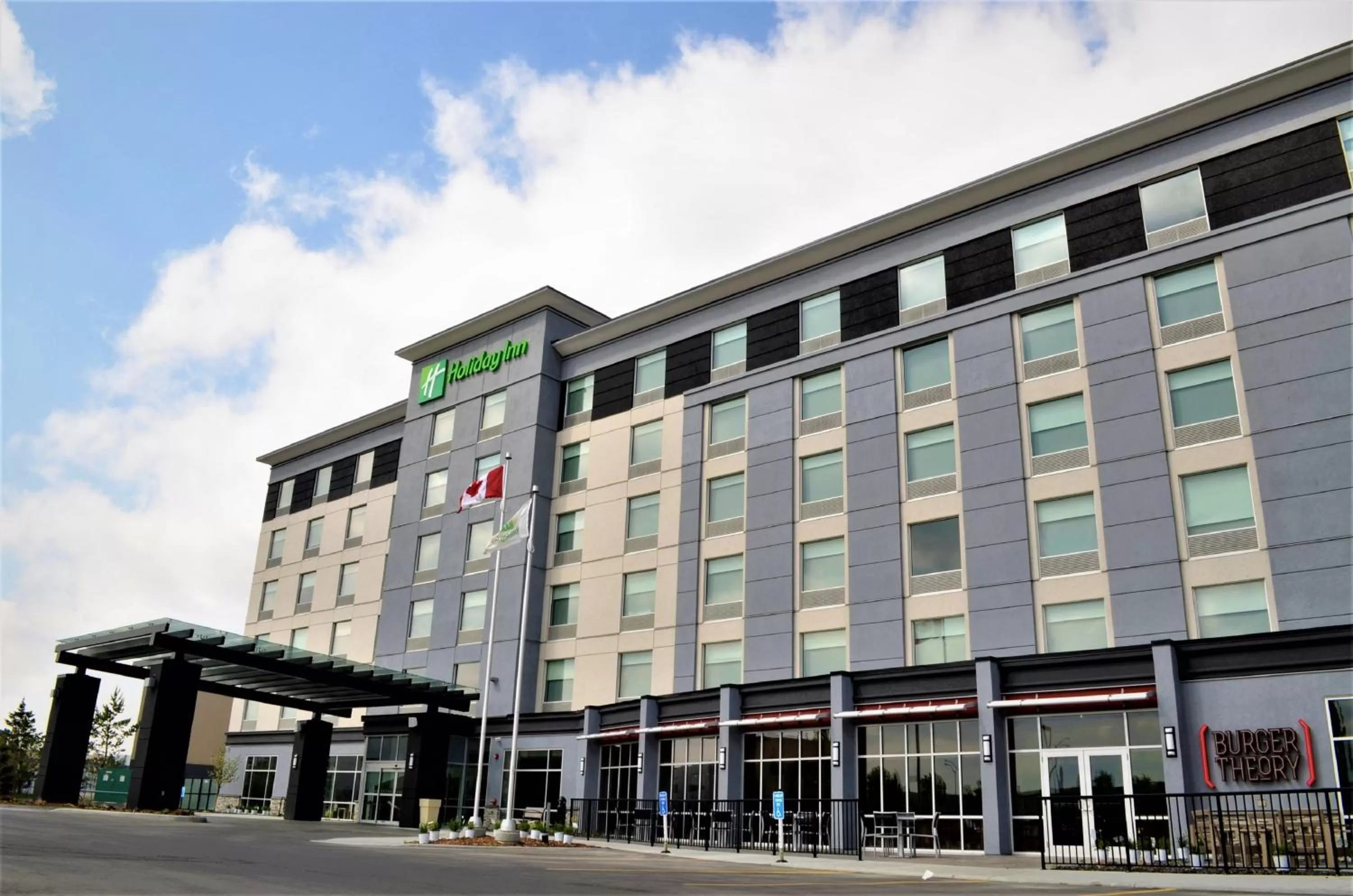 Property building in Holiday Inn Edmonton South - Evario Events by IHG