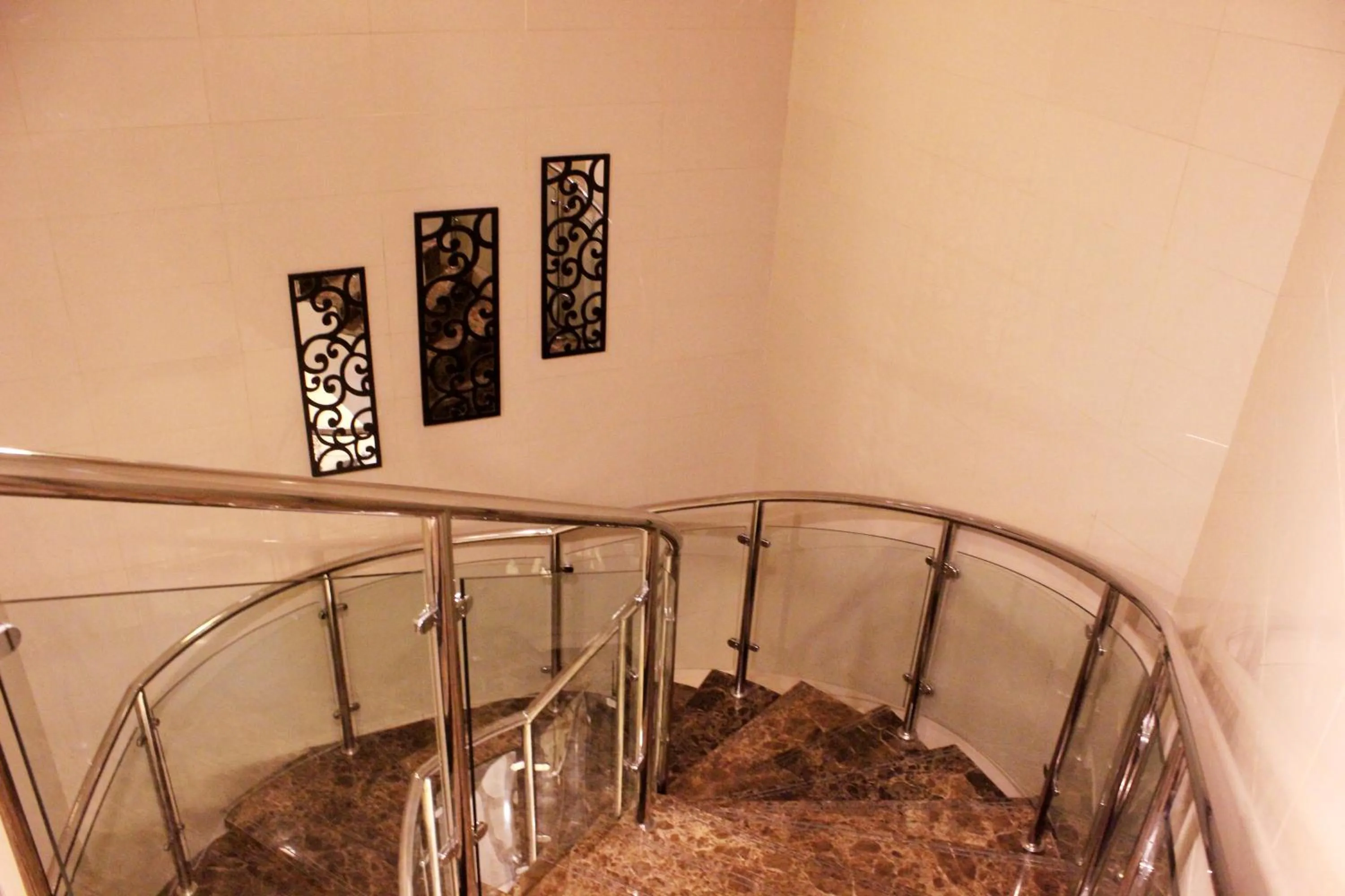 Lobby or reception in Montreal Naif Hotel