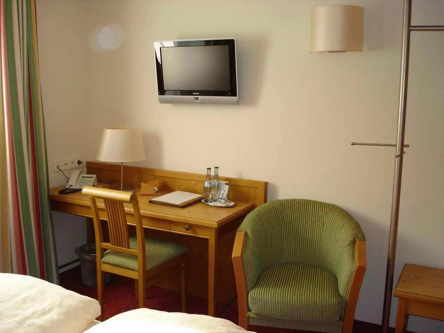 Photo of the whole room, TV/Entertainment Center in Hotel zum Löwen