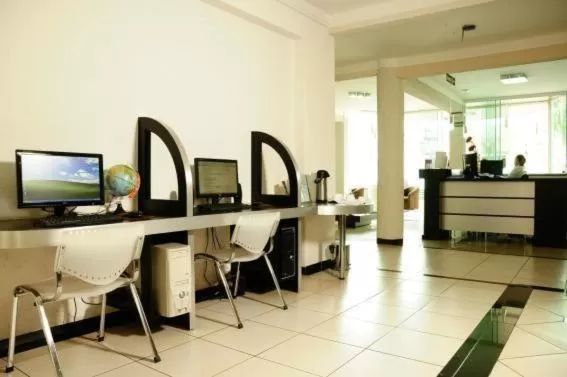 Business Area/Conference Room in Garden Hotel