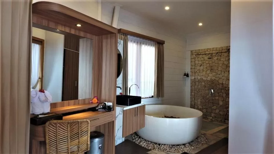 Bathroom in SUITE OCEAN BLUE