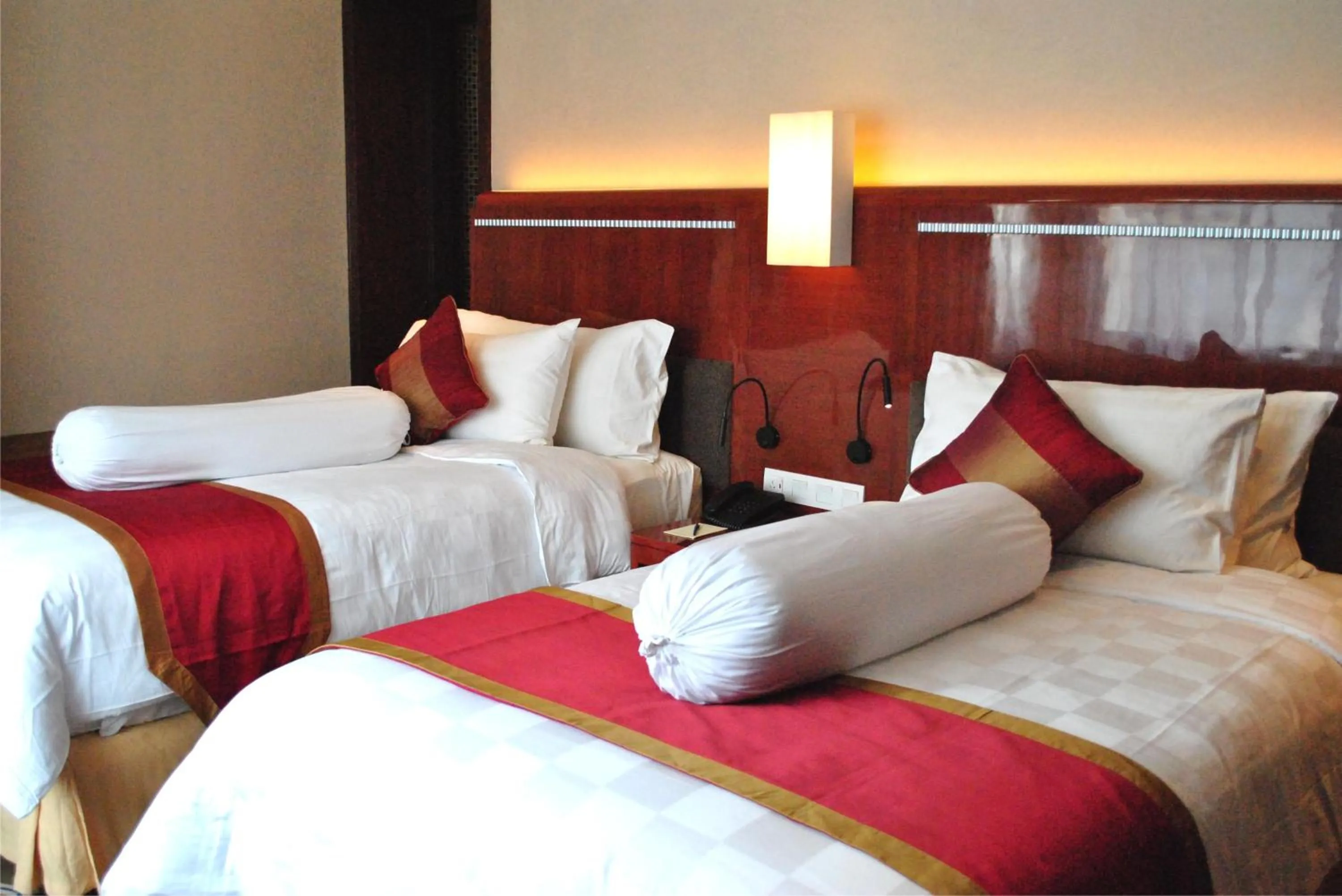 Bedroom, Bed in Grand Hotel Preanger