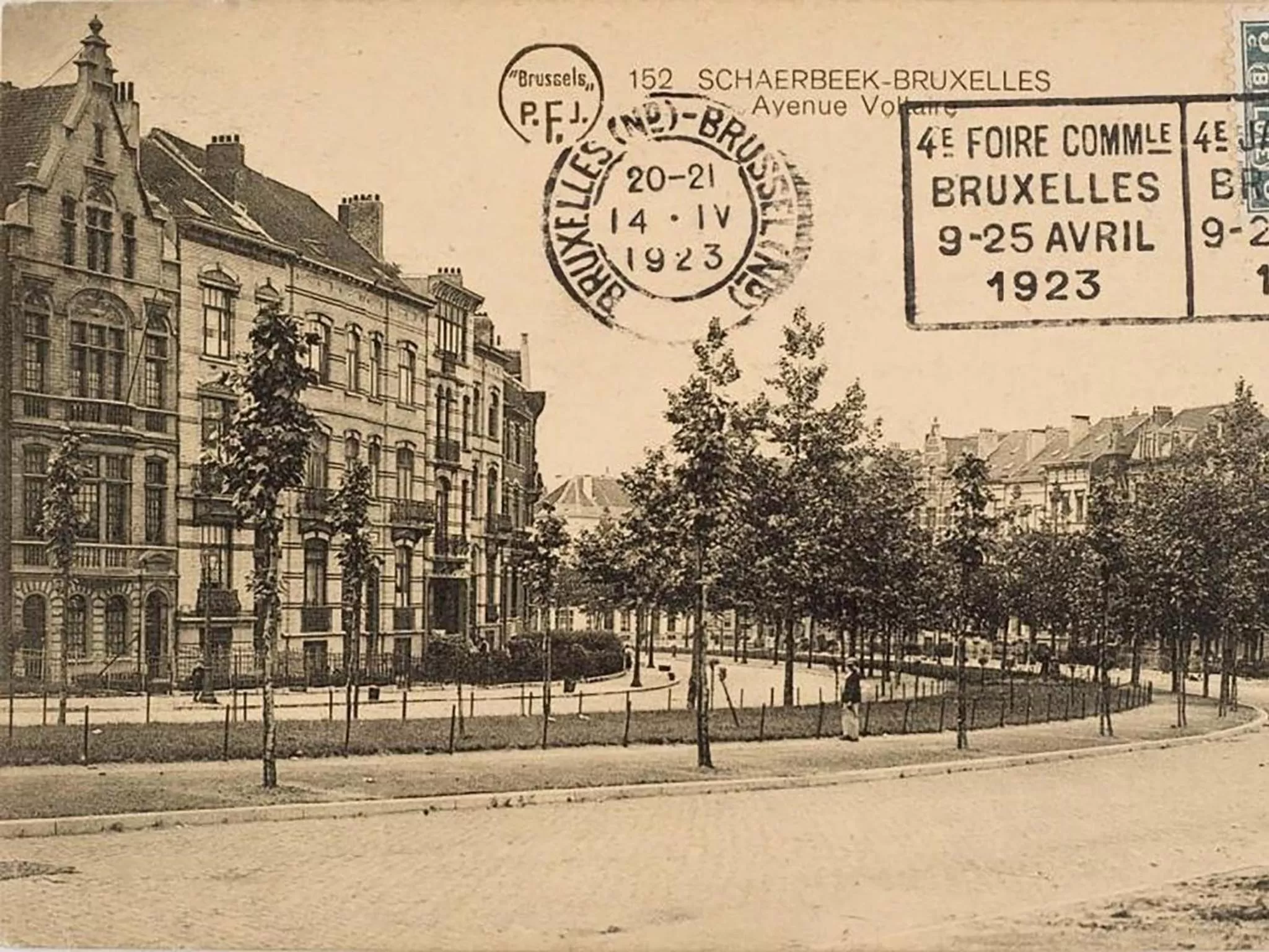 Street view in Villa des Roses Voltaire