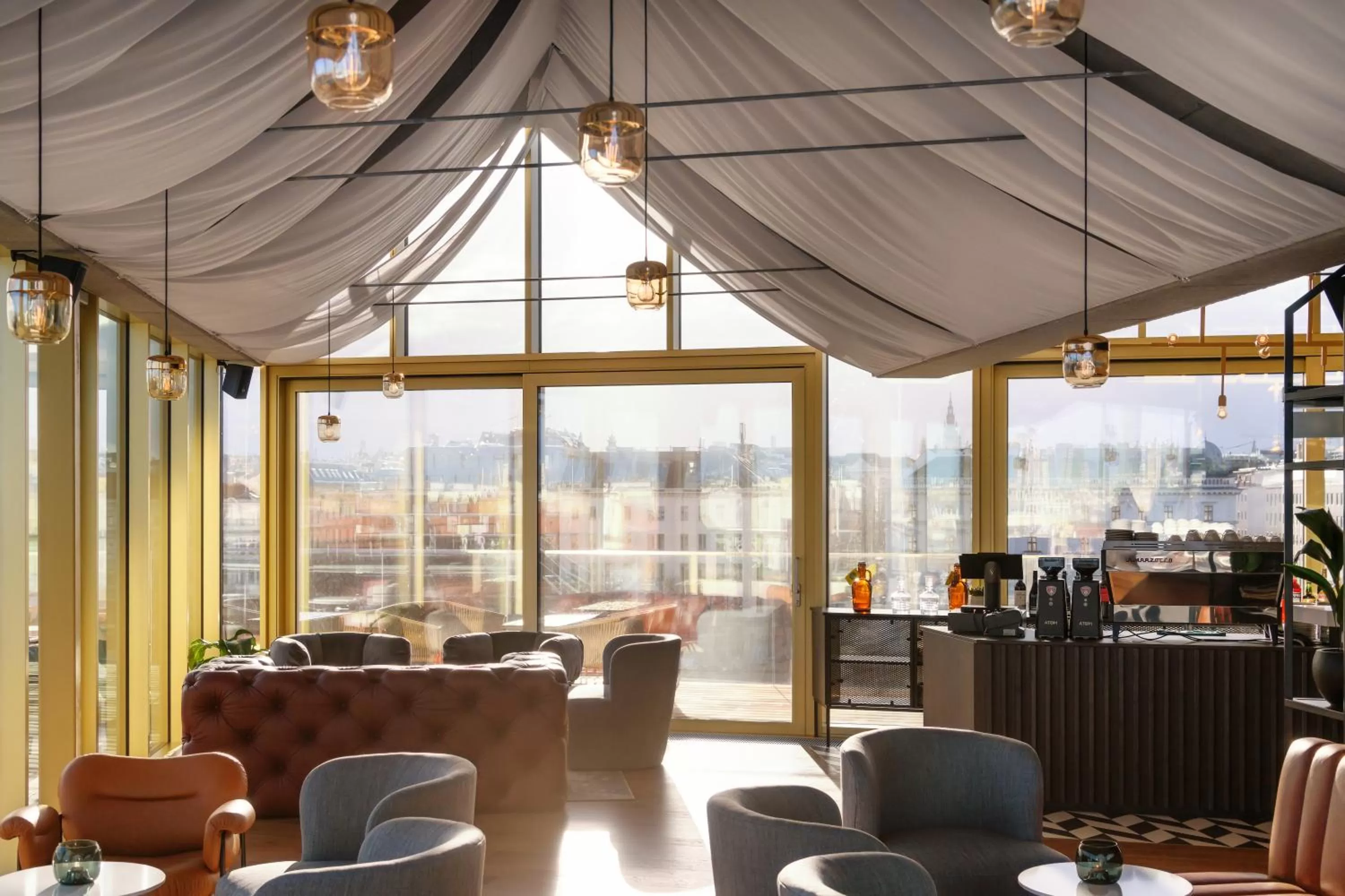 Lounge or bar in Radisson RED Hotel, Vienna