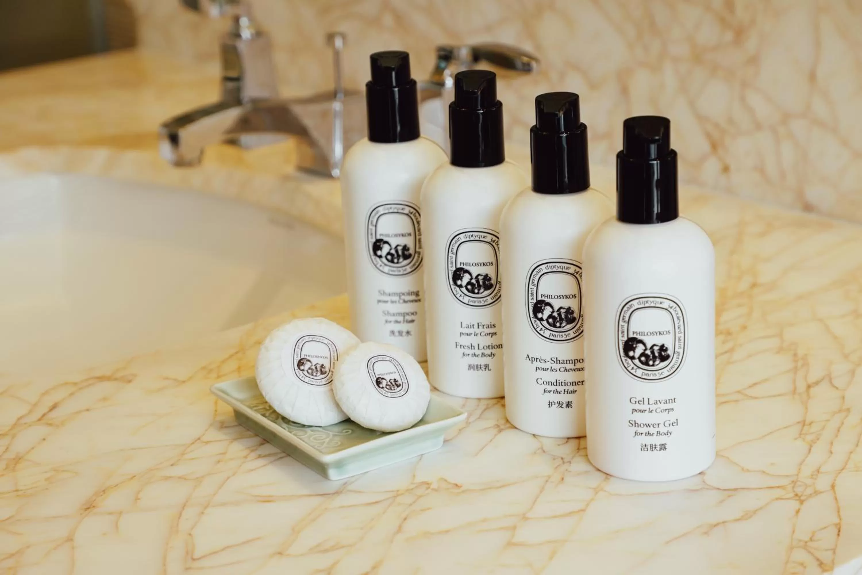 Bathroom in The Ritz-Carlton, Shenzhen