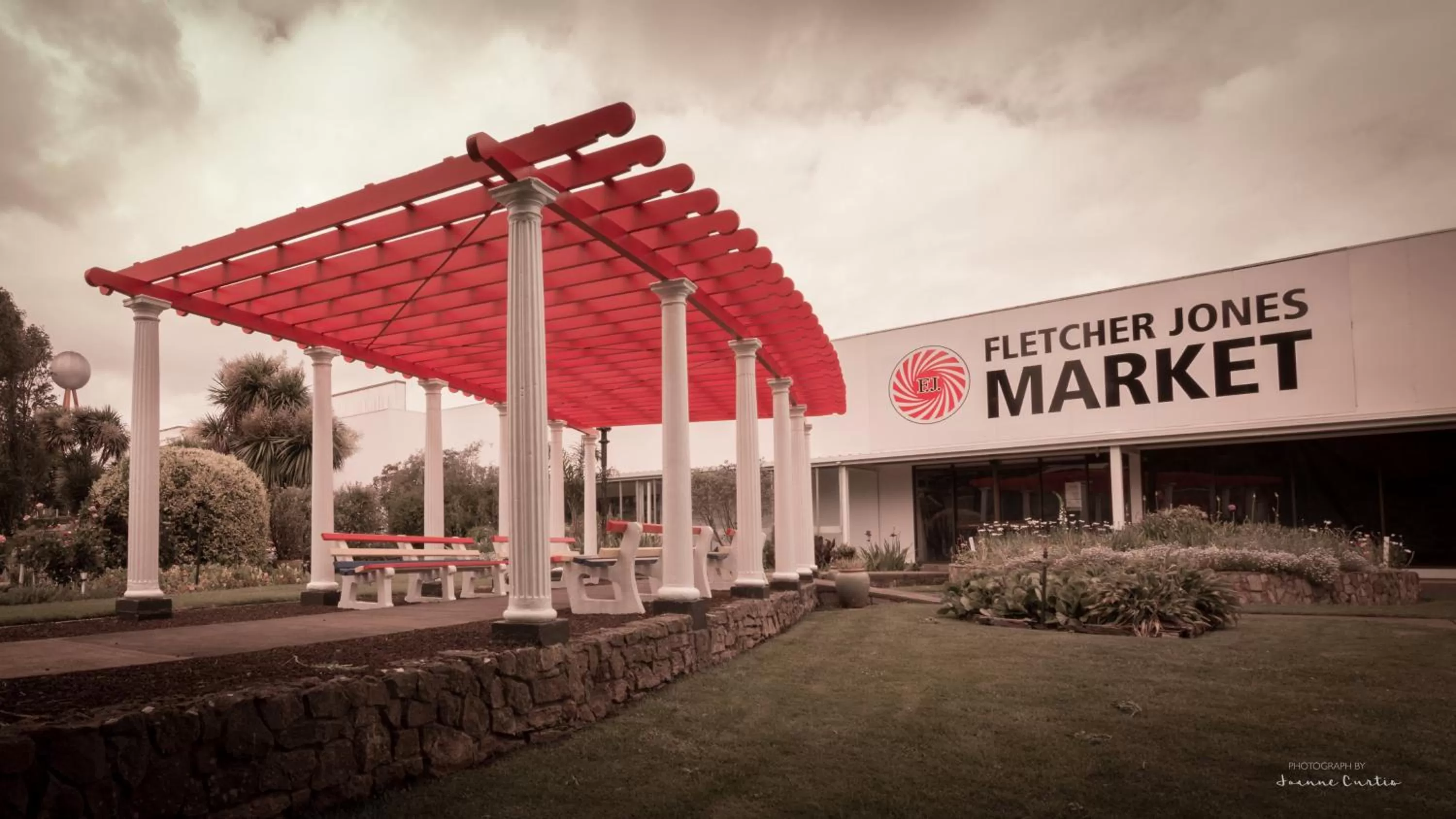 Nearby landmark in Quest Warrnambool