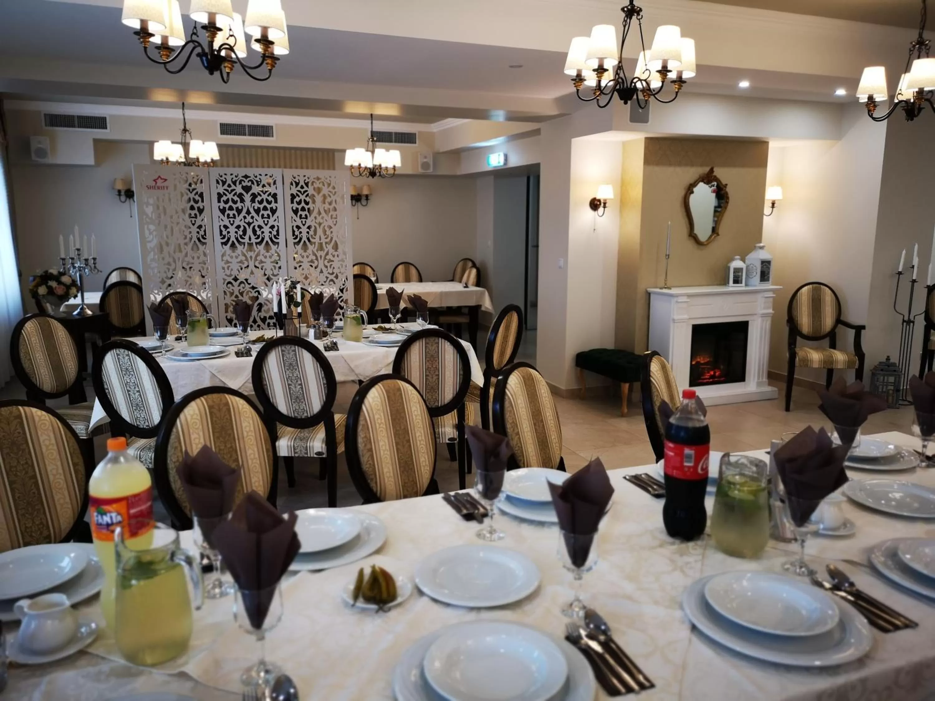 Restaurant/Places to Eat in Hotel Sheriff