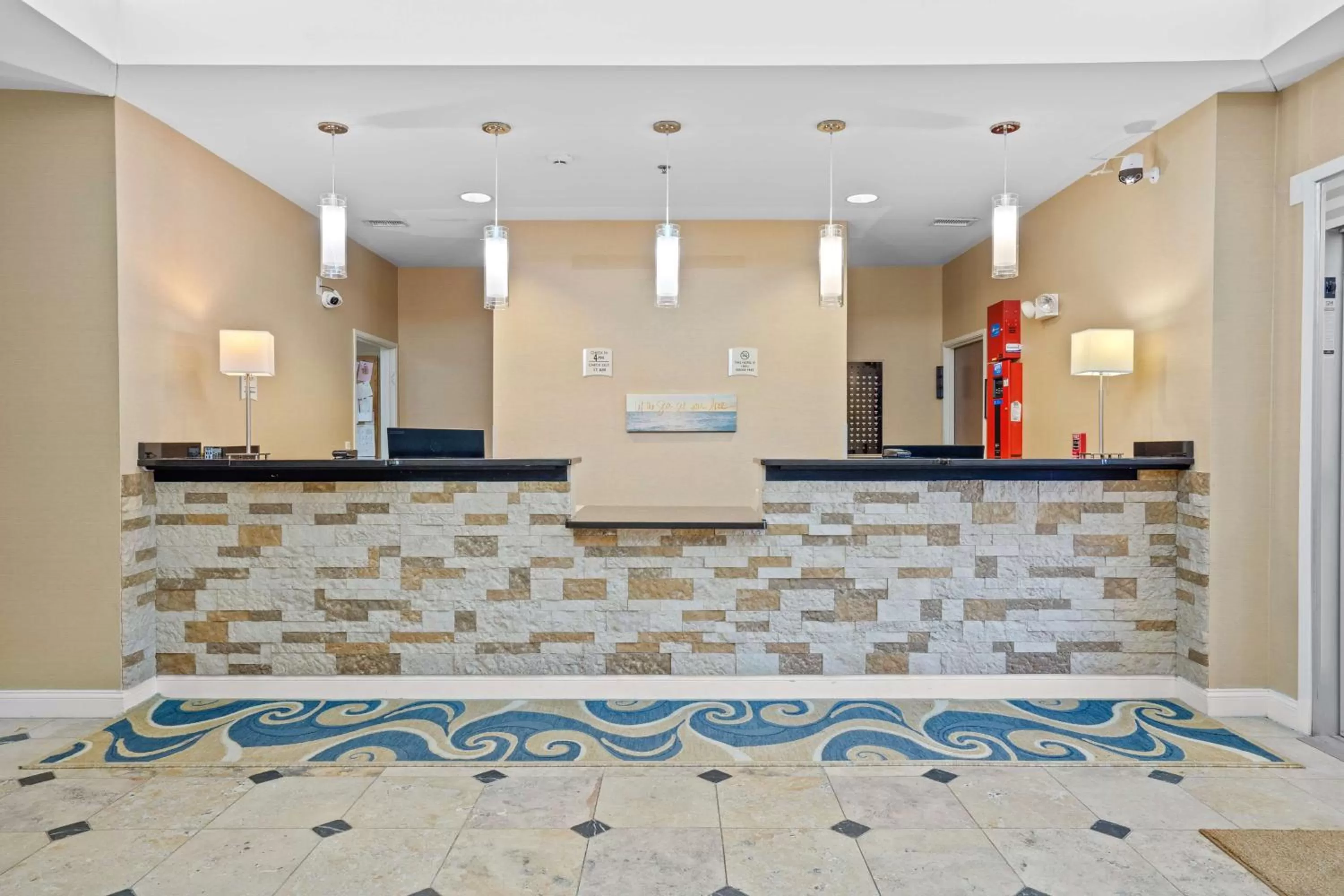 Lobby or reception in Blue Water Inn & Suites BW Signature Collection