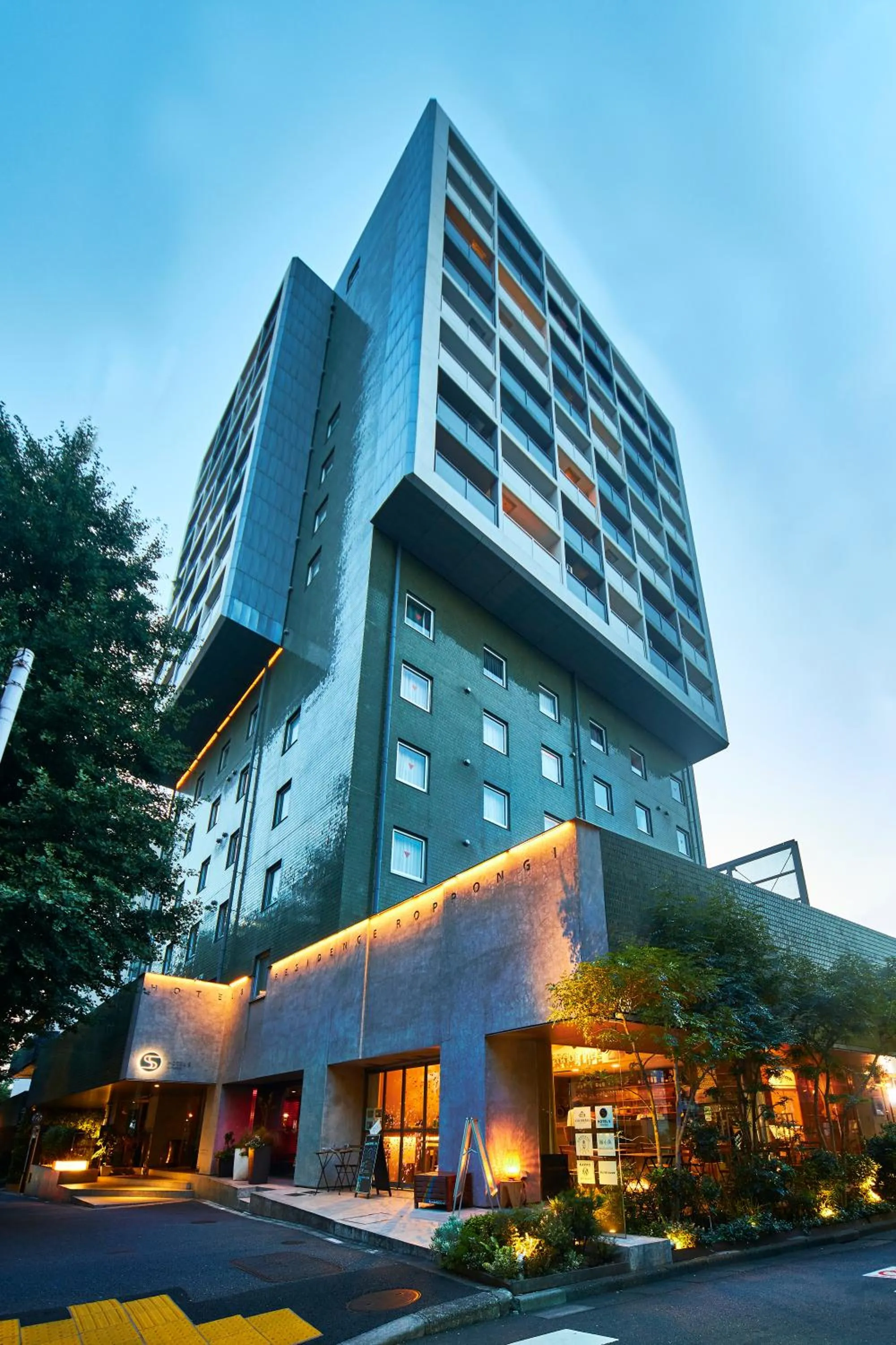 Property building in Roppongi Hotel S