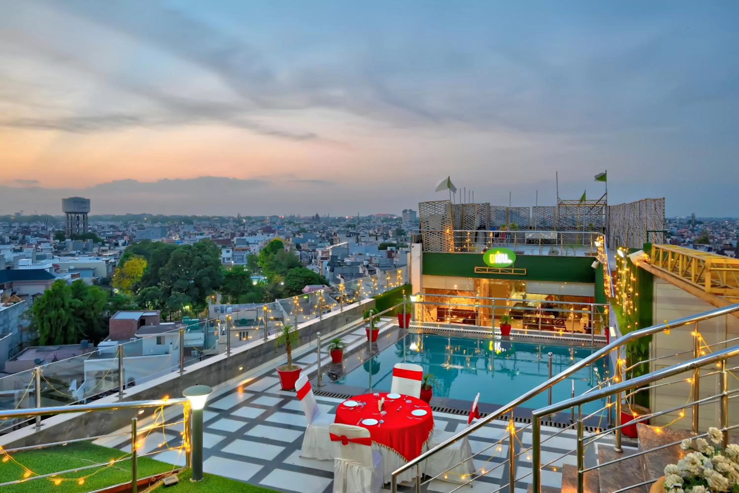 City view, Swimming Pool in DIEU Sallow royal suites