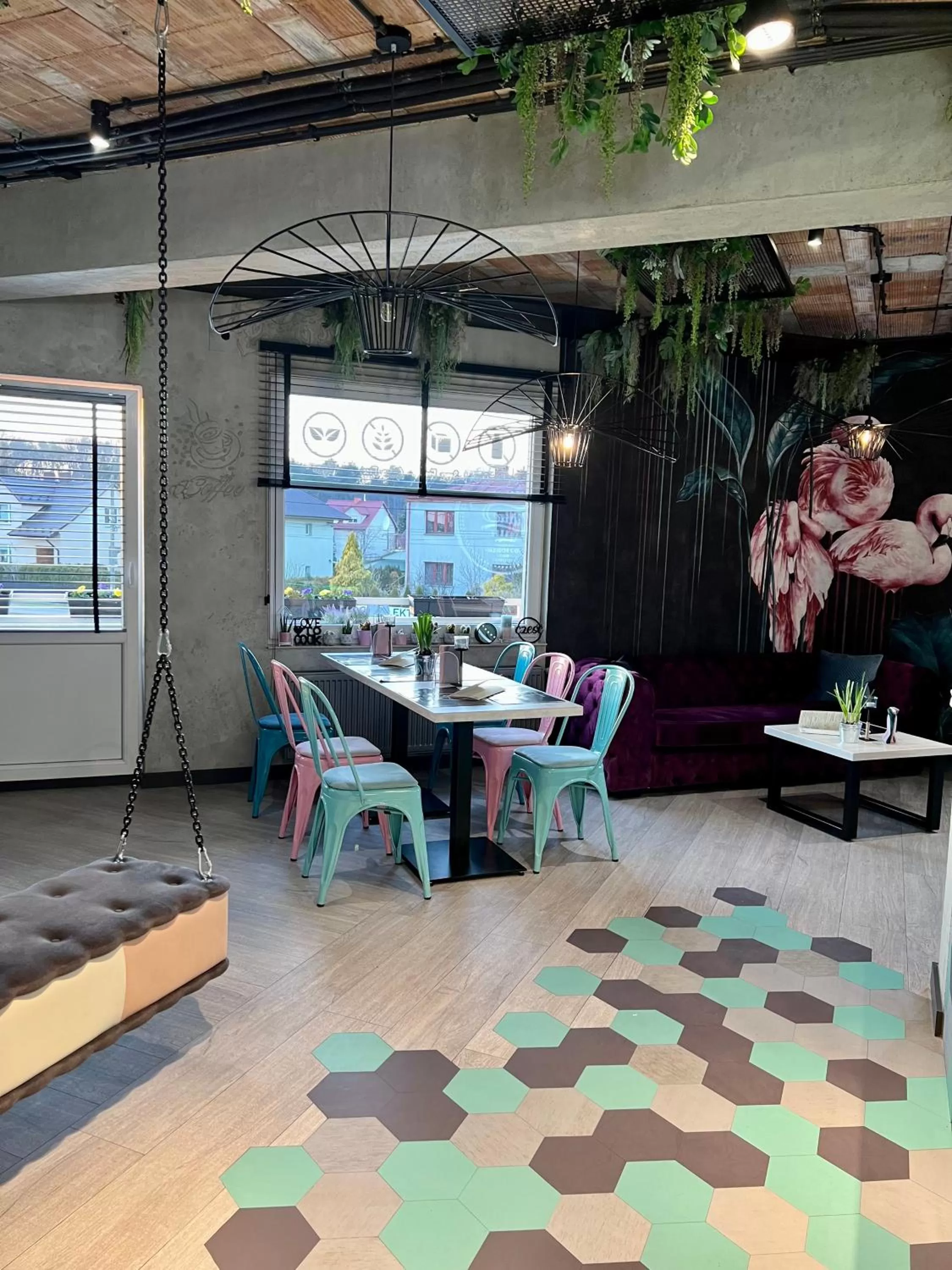 Restaurant/places to eat in Global Home - Aparthotel - No Contact Check In