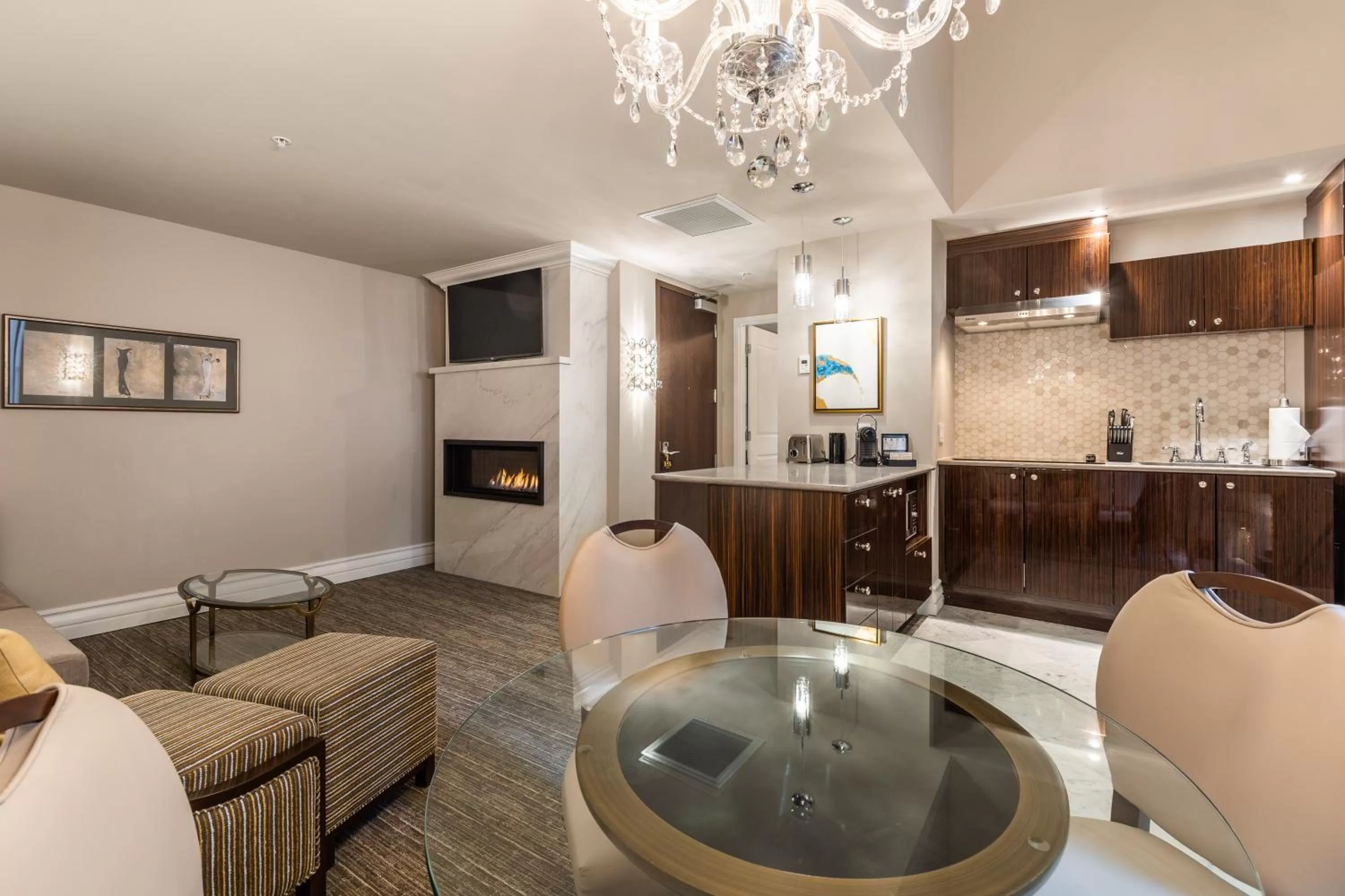 Living room in Hôtel Birks Montréal