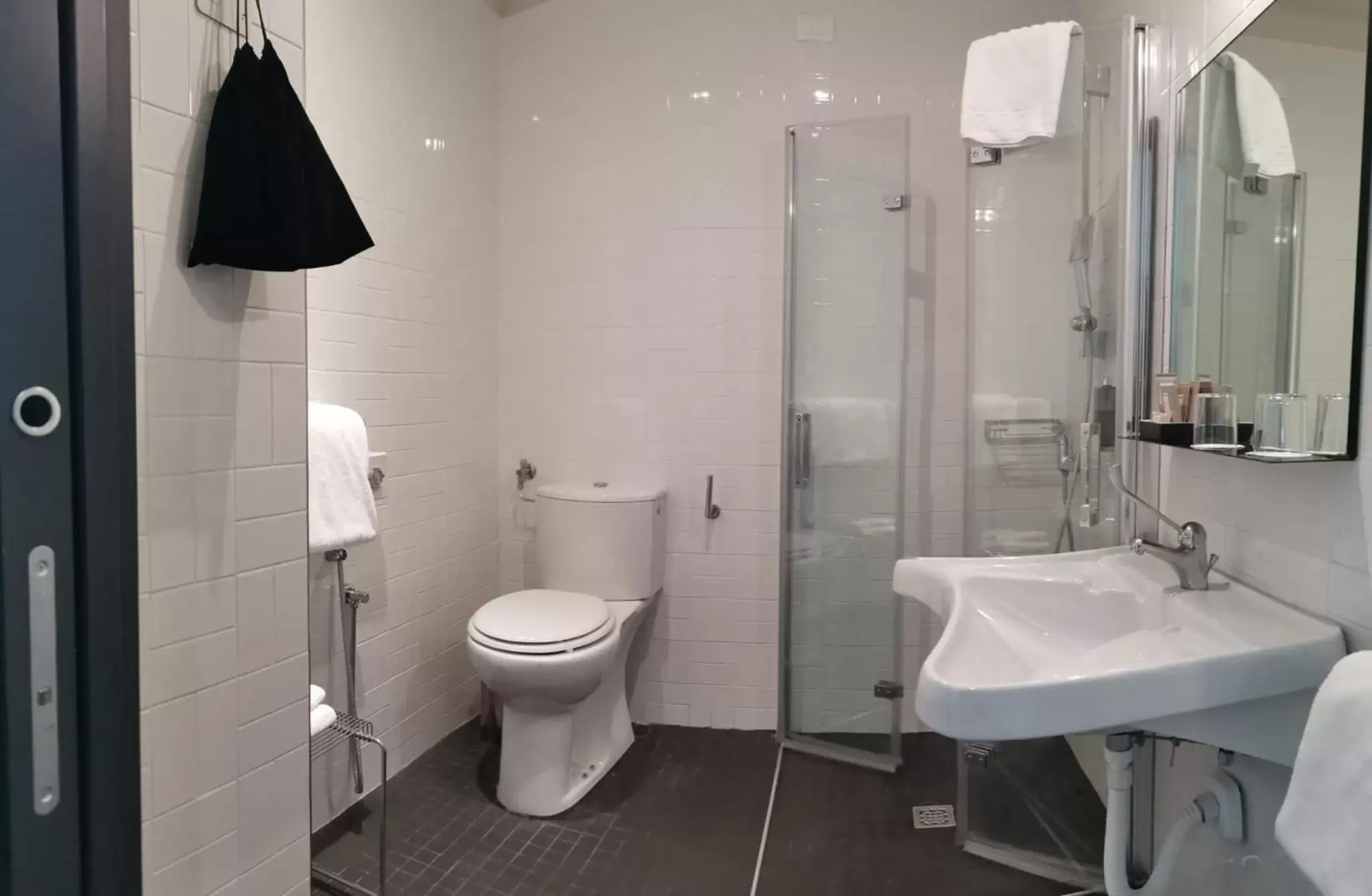 Comfy Double - Disability Access in c-hotels Joy Comfy Double - Disability Access in c-hotels Joy