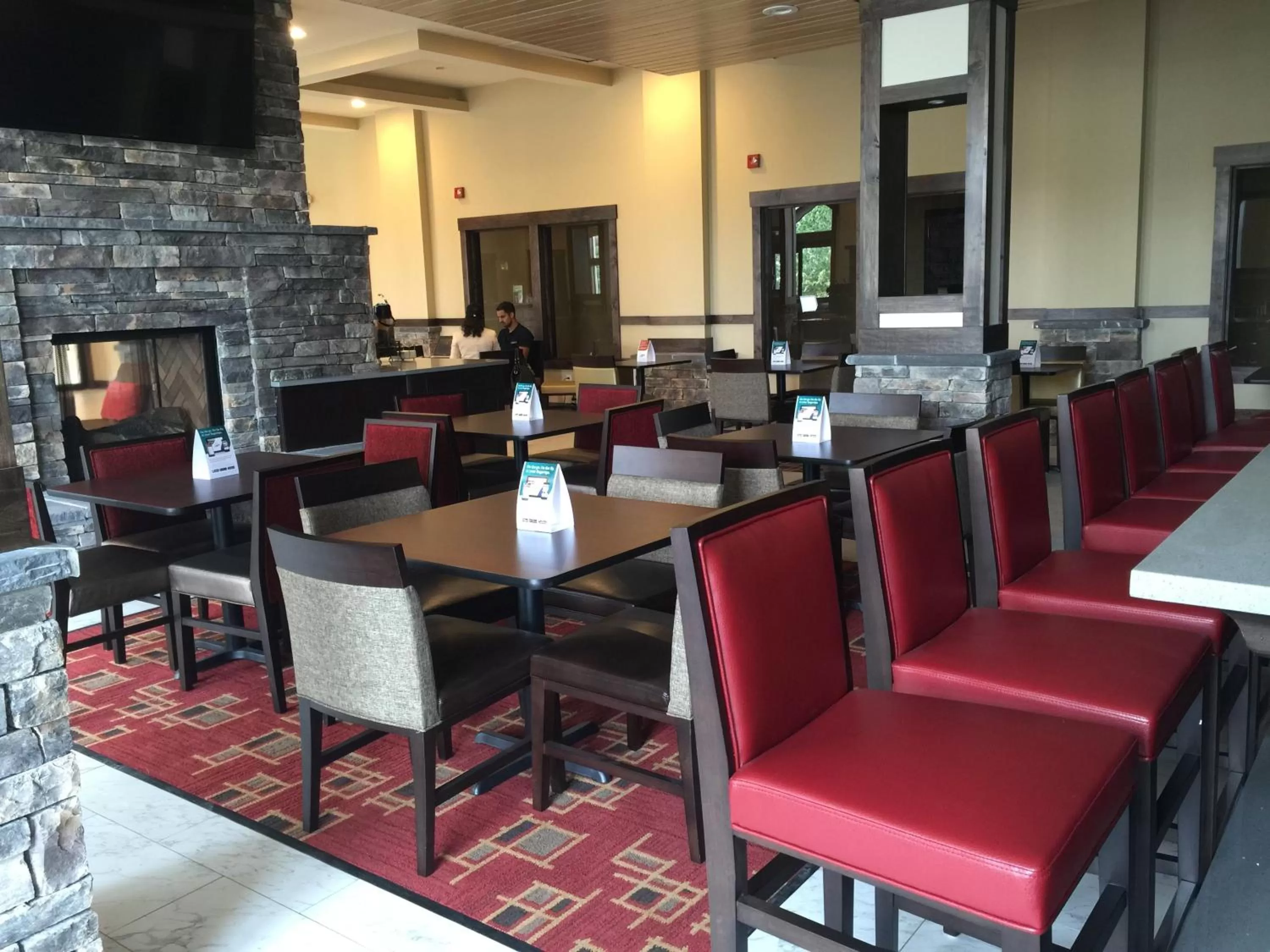 Restaurant/Places to Eat in Quality Inn & Suites Tacoma - Seattle