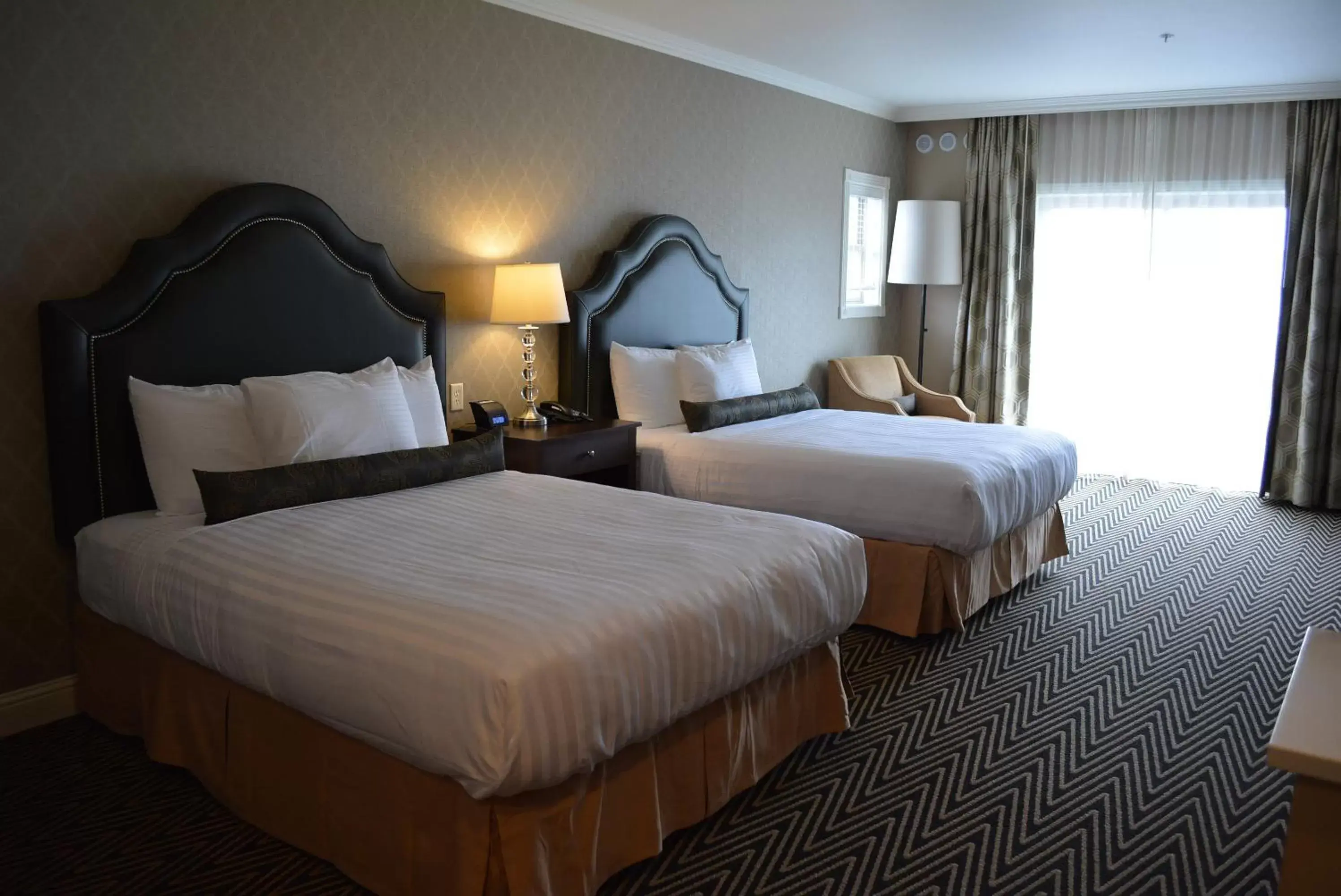 Quadruple Room in Majestic Inn and Spa Quadruple Room in Majestic Inn and Spa