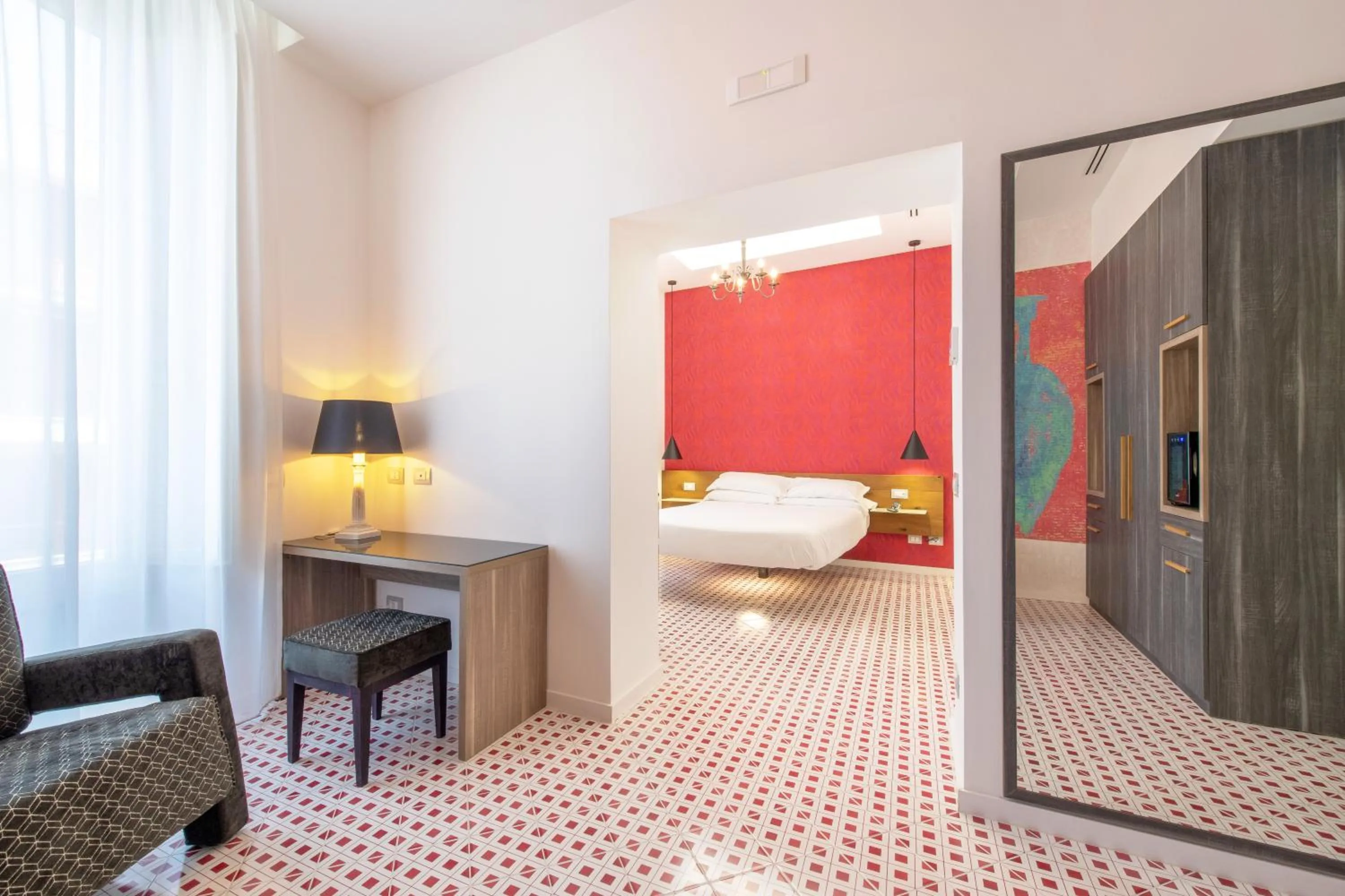 Photo of the whole room in Hotel Nice