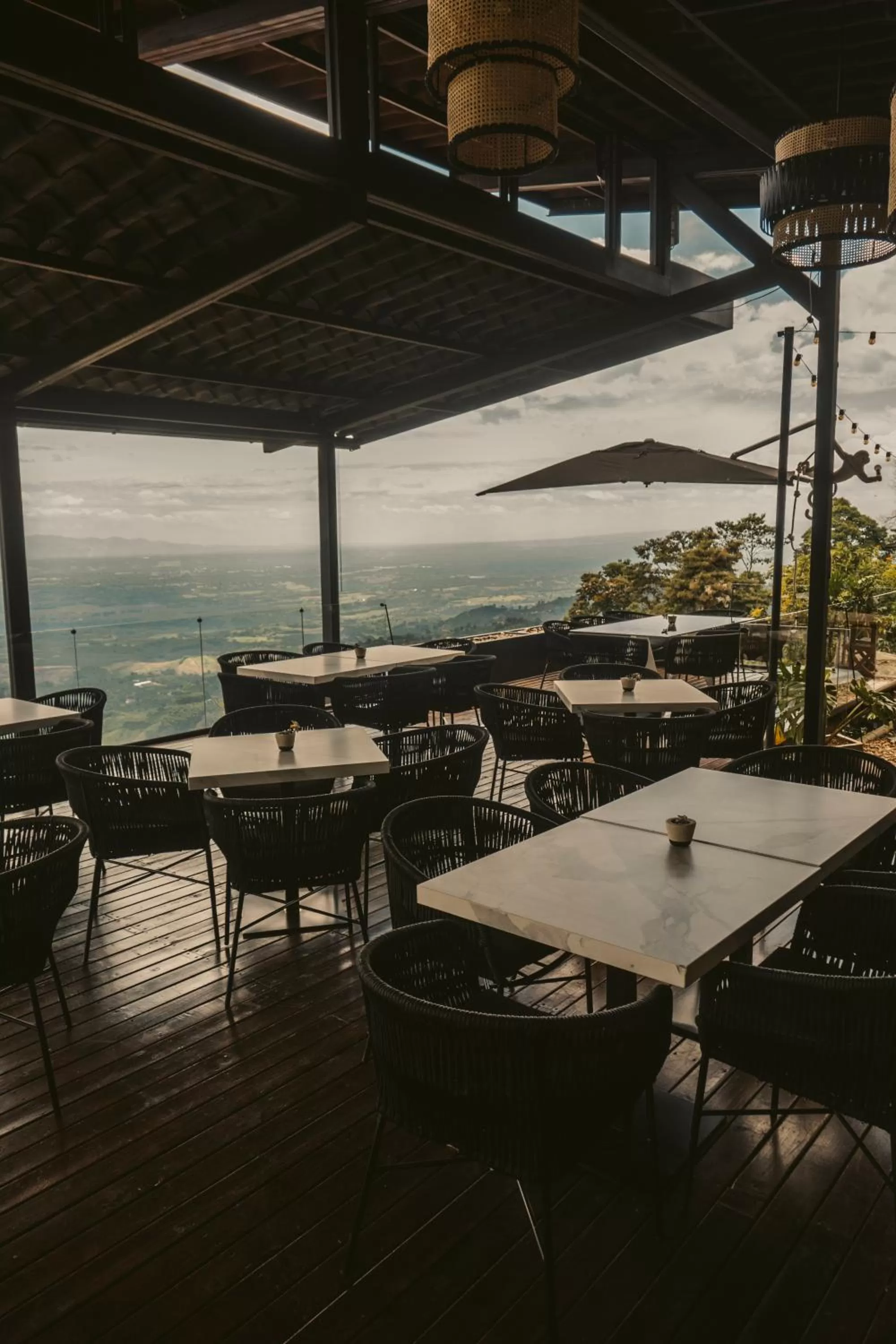 Restaurant/Places to Eat in La Cima Eco Hotel