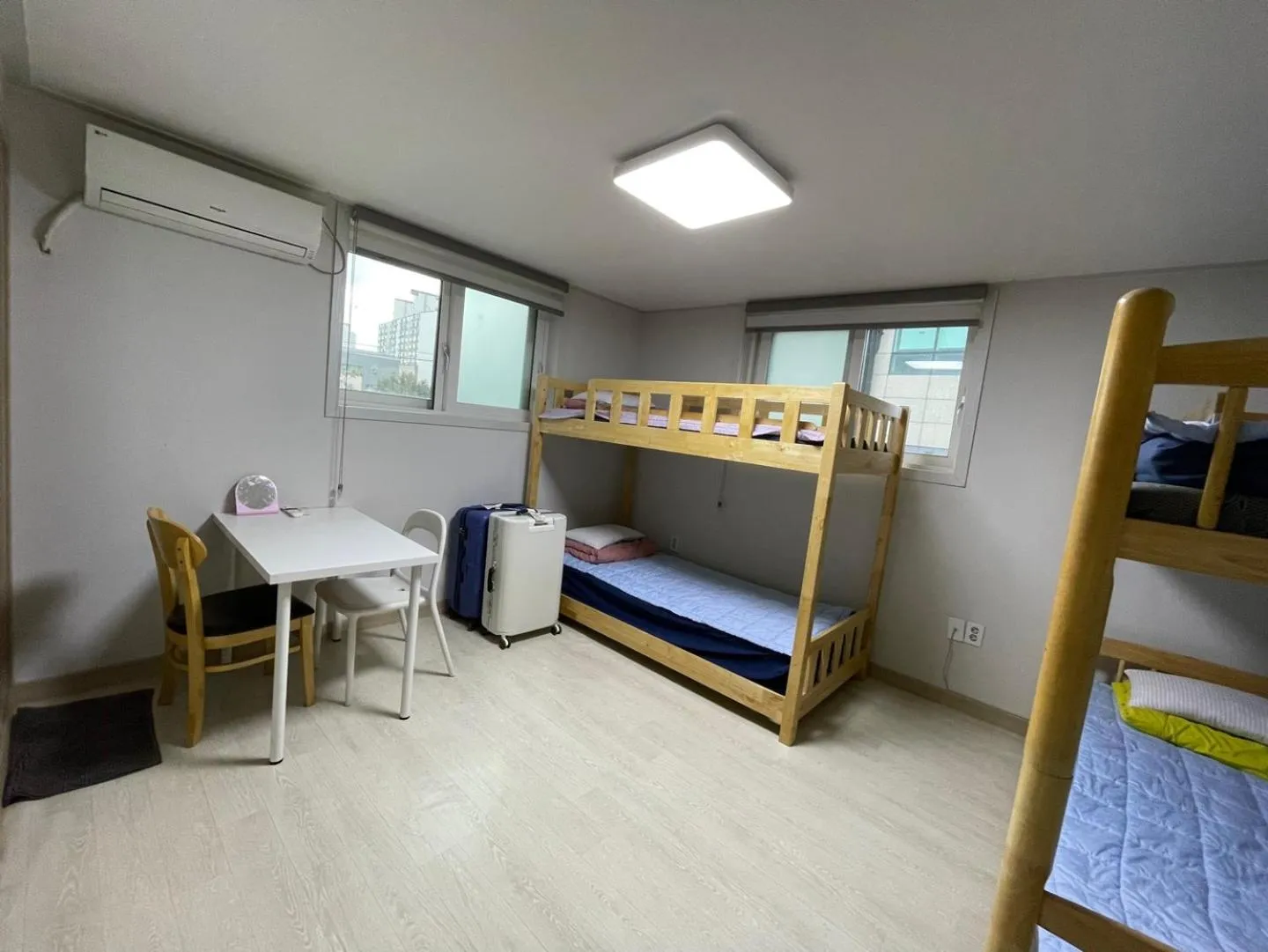 Bed in Twin Rabbit Guesthouse