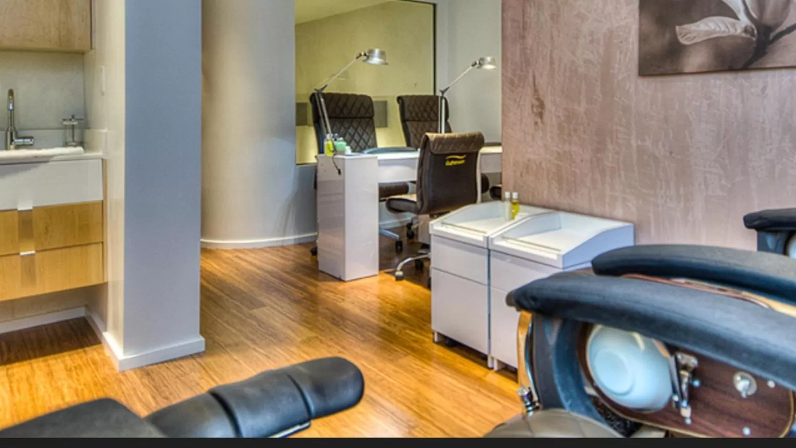 Massage in The O Hotel, Trademark Collection by Wyndham