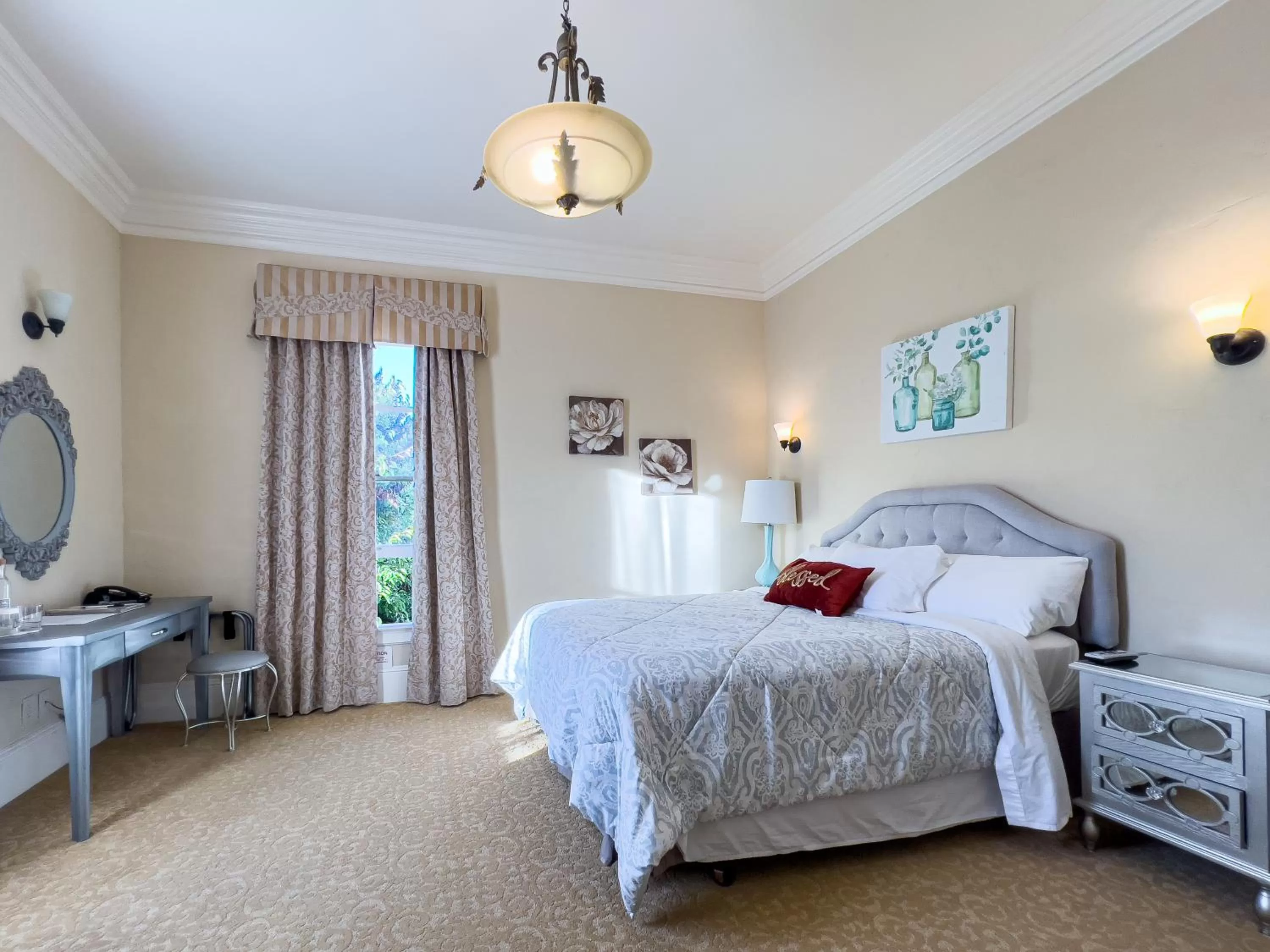 Bed in Chateau Coralini