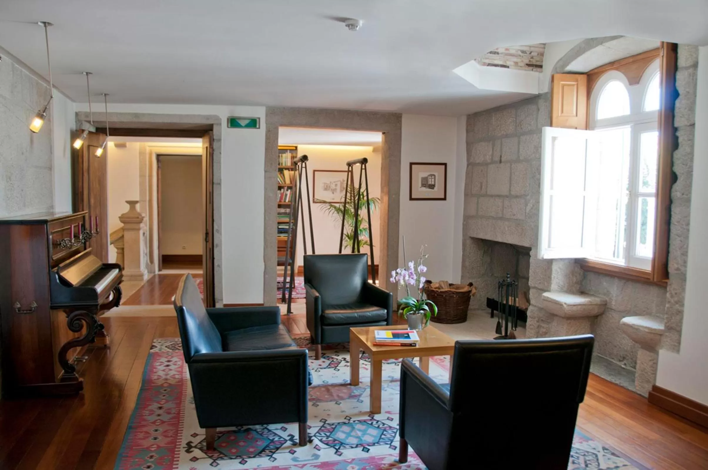 Day in Casa Melo Alvim - by Unlock Hotels