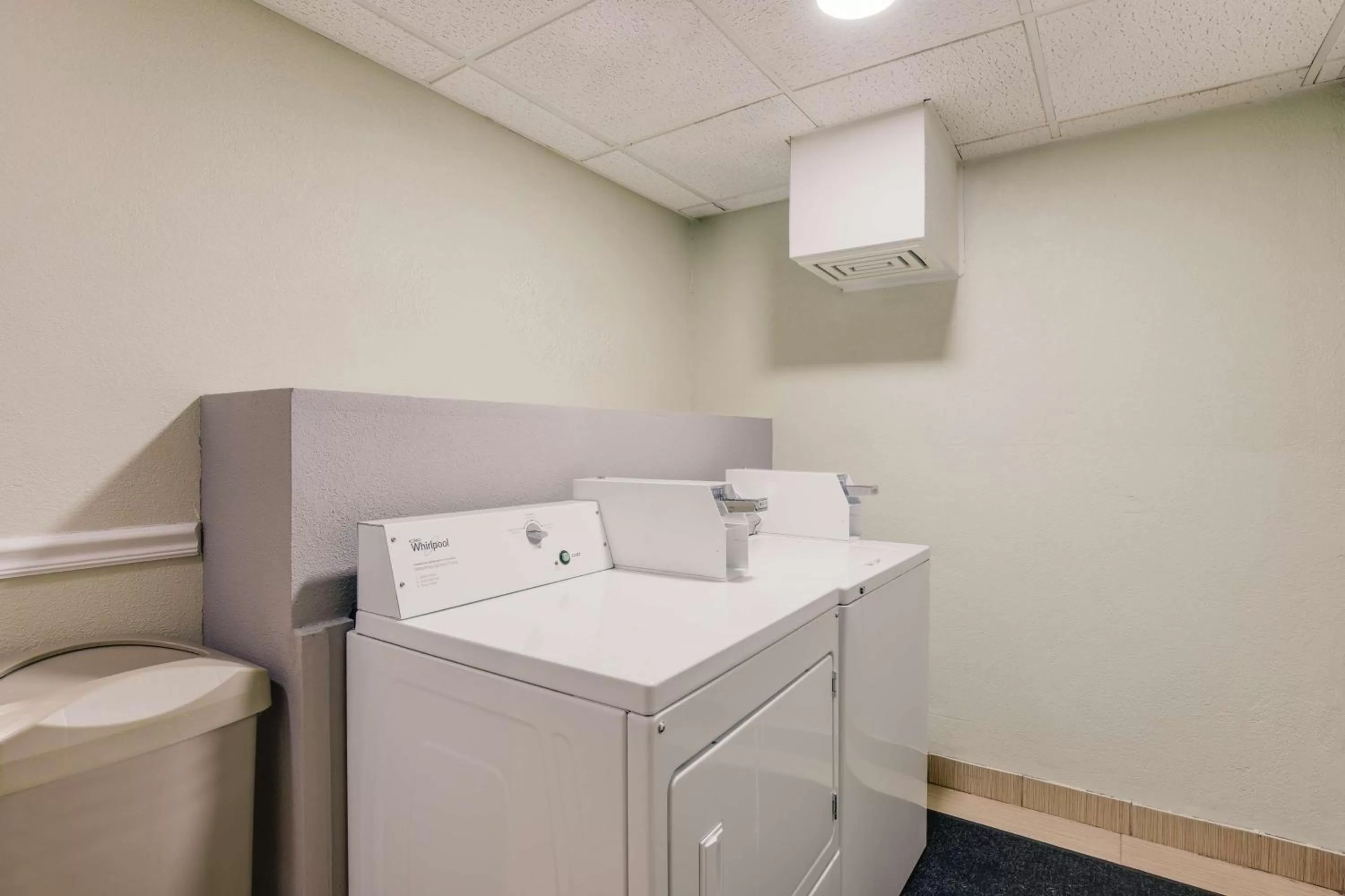 Property building in Best Western Waukesha Grand