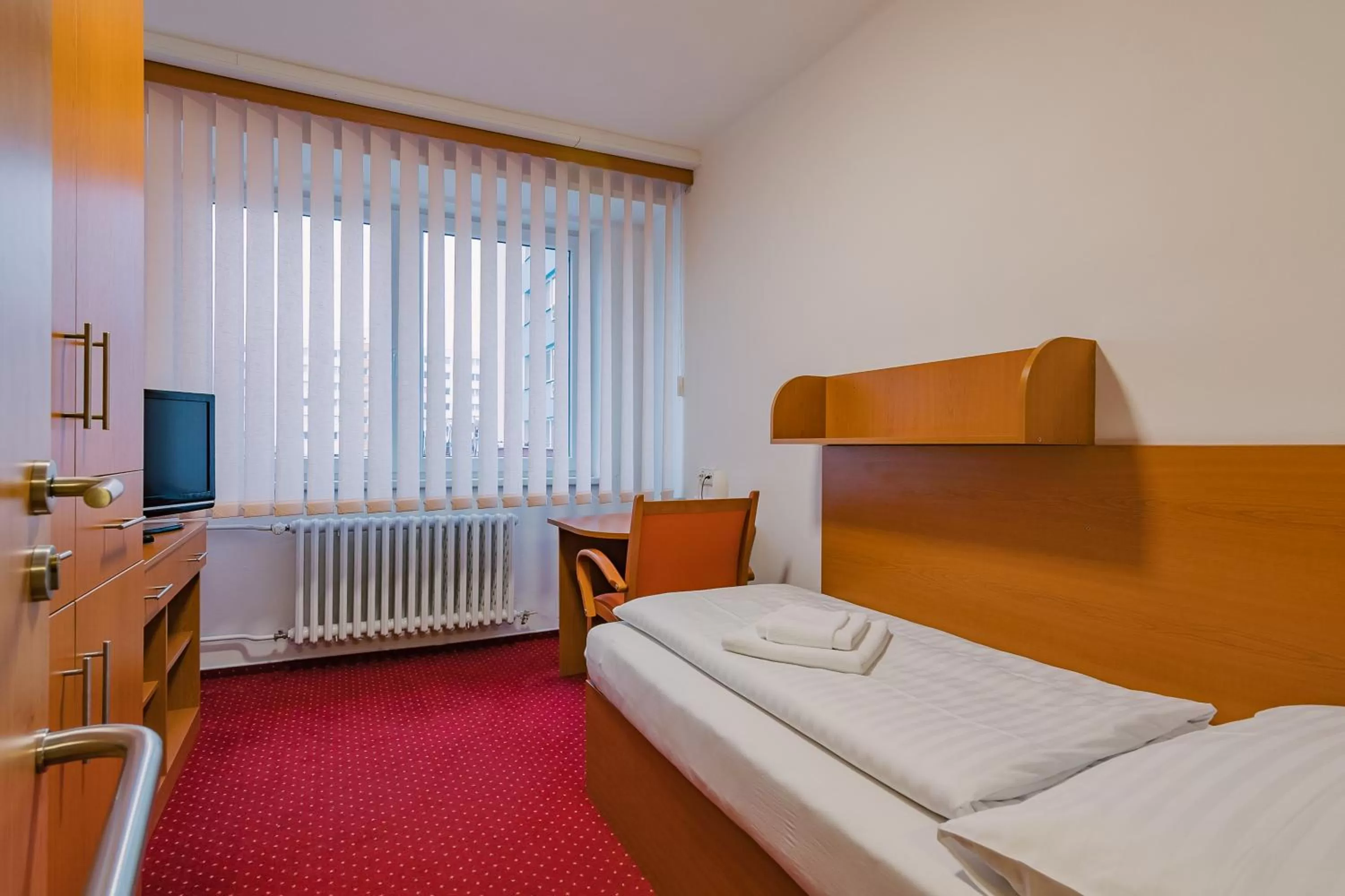 Photo of the whole room, Bed in Hotel Garni VŠB TUO
