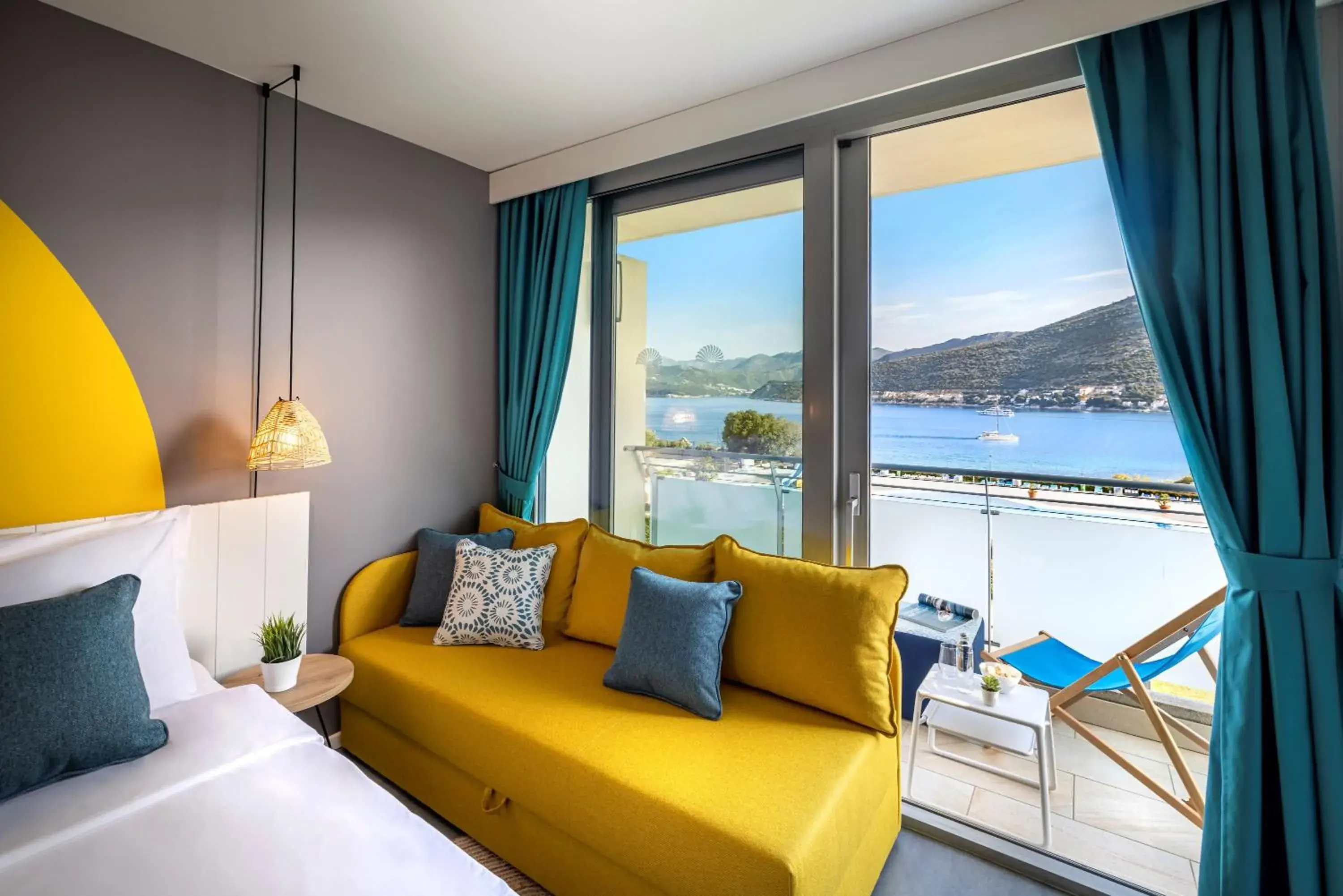 Superior Room for 2+1 Seaside in Club Dubrovnik Sunny Hotel Superior Room for 2+1 Seaside in Club Dubrovnik Sunny Hotel