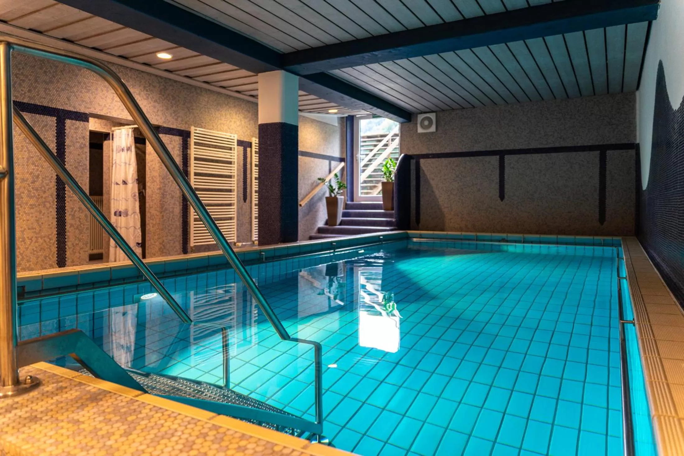 Swimming pool in Parkhotel Sonnenhof