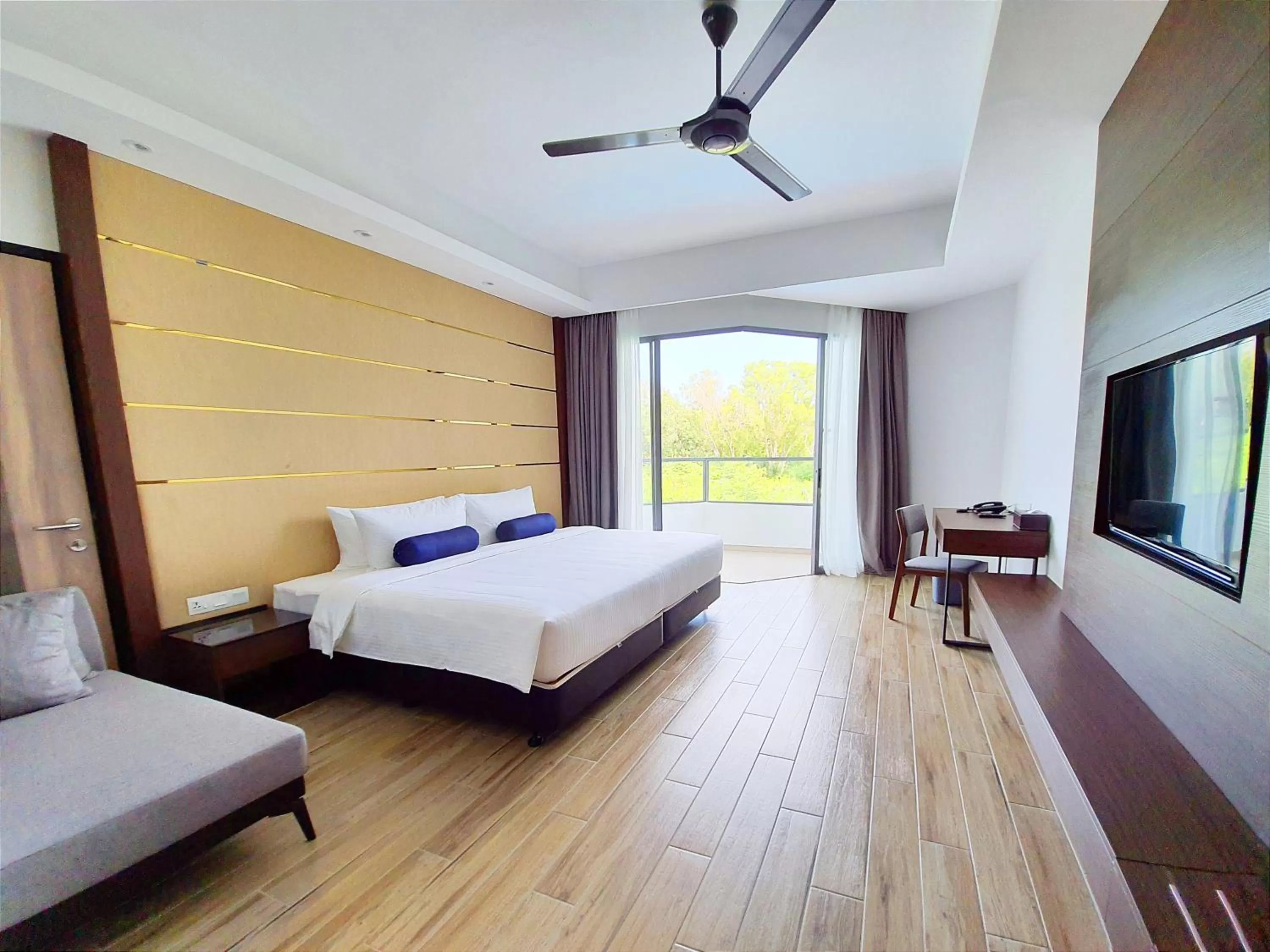 Photo of the whole room, Bed in Pacific Regency Beach Resort, Port Dickson