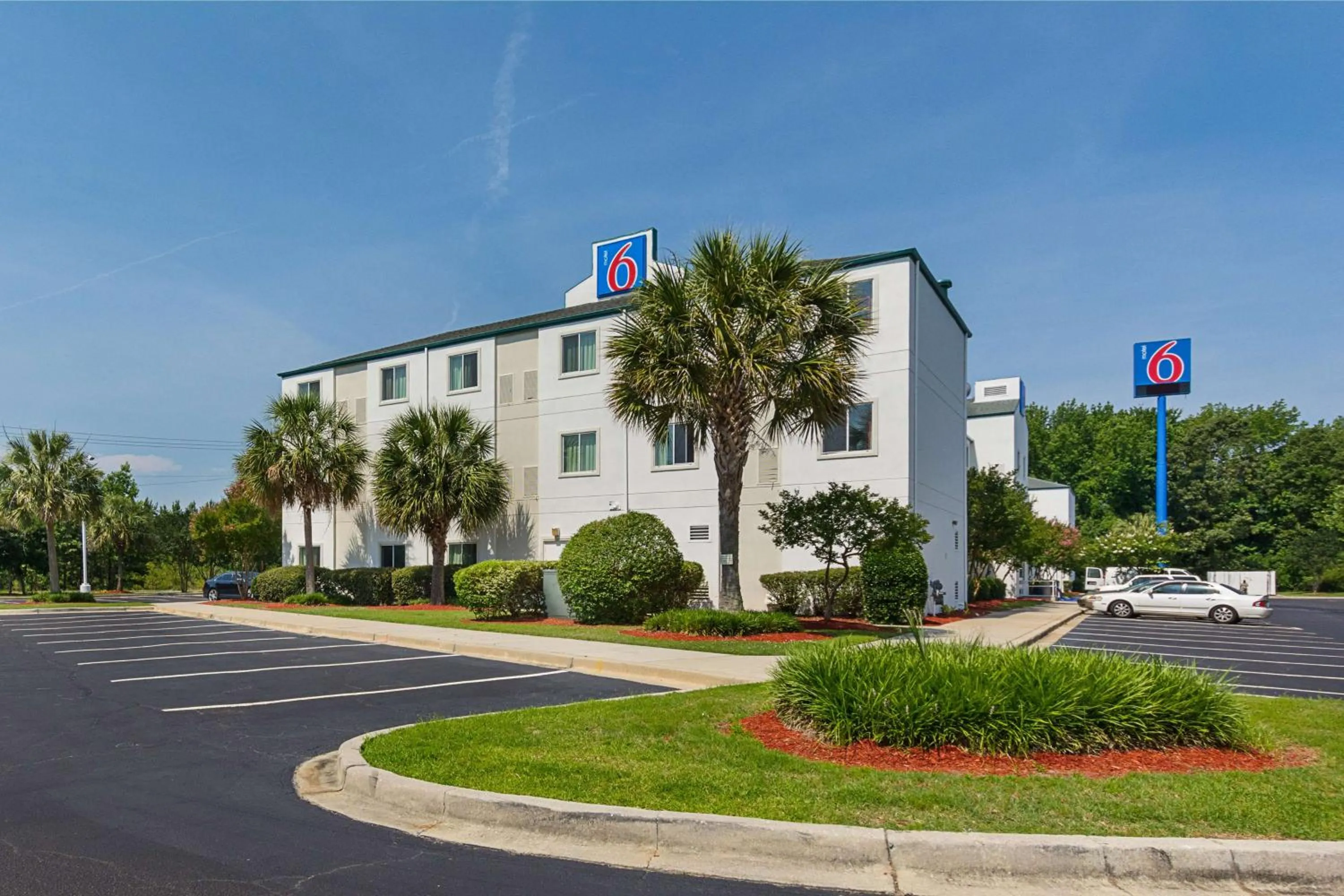 Property building in Motel 6-Columbia, SC - Fort Jackson Area