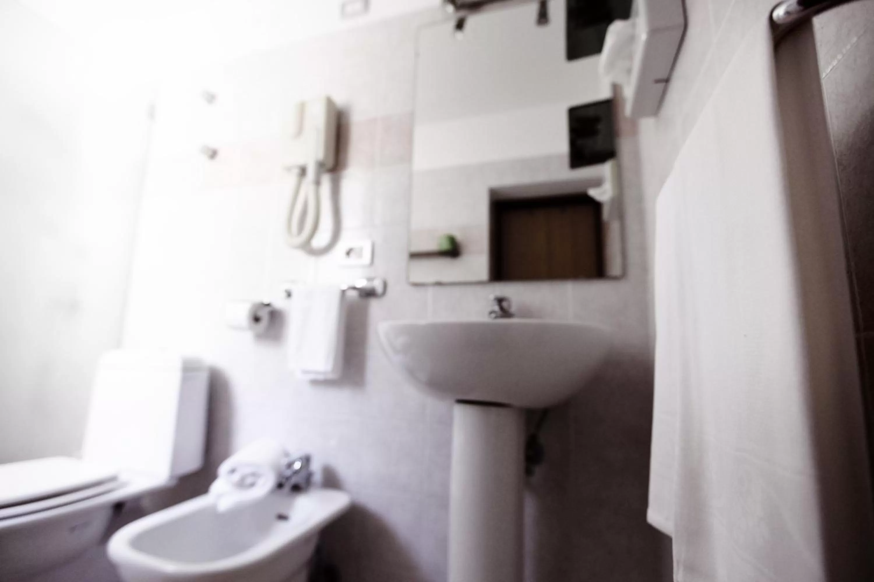 Bathroom in Hotel Continental