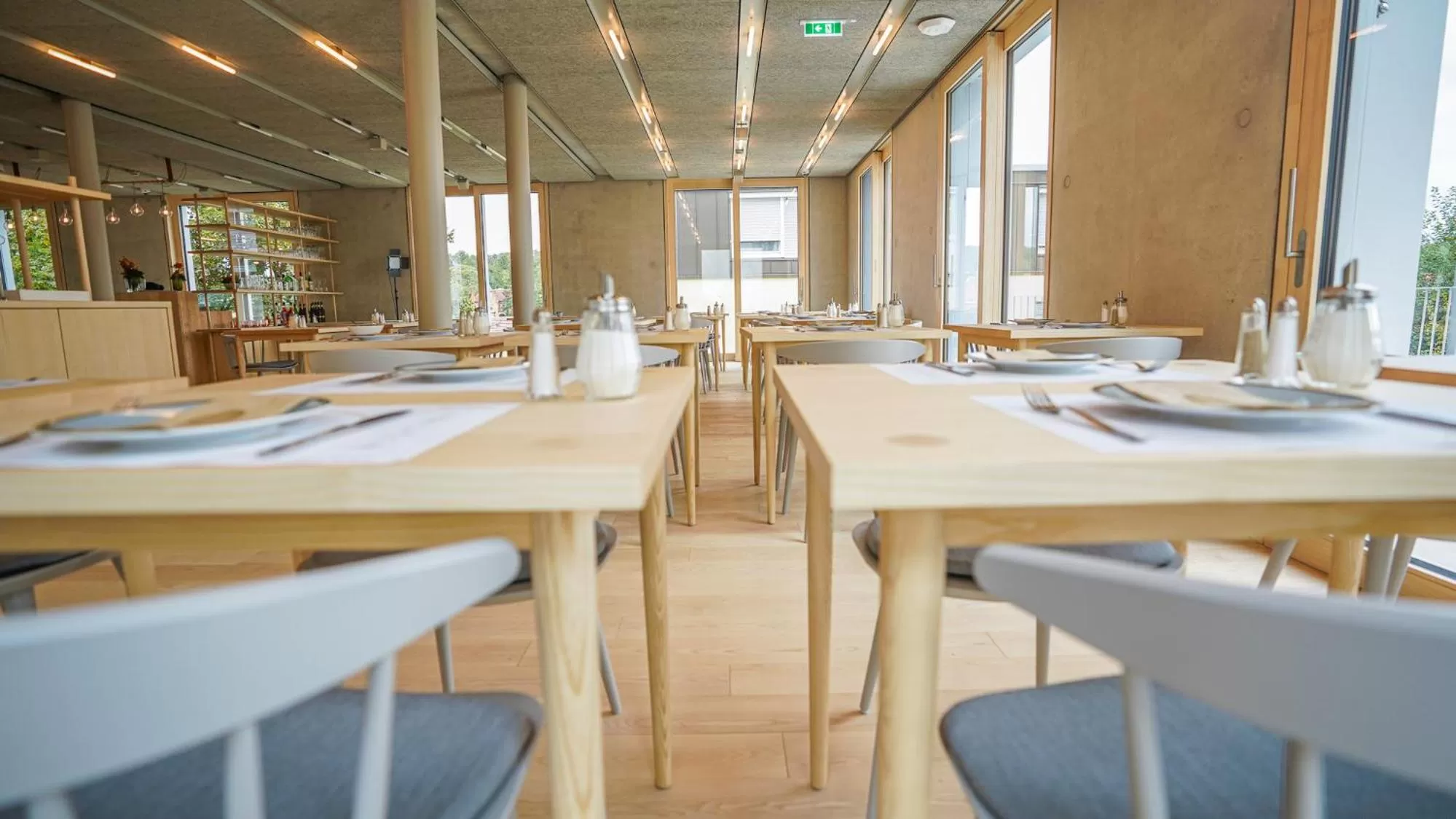 Restaurant/places to eat in Hotel Bergamo