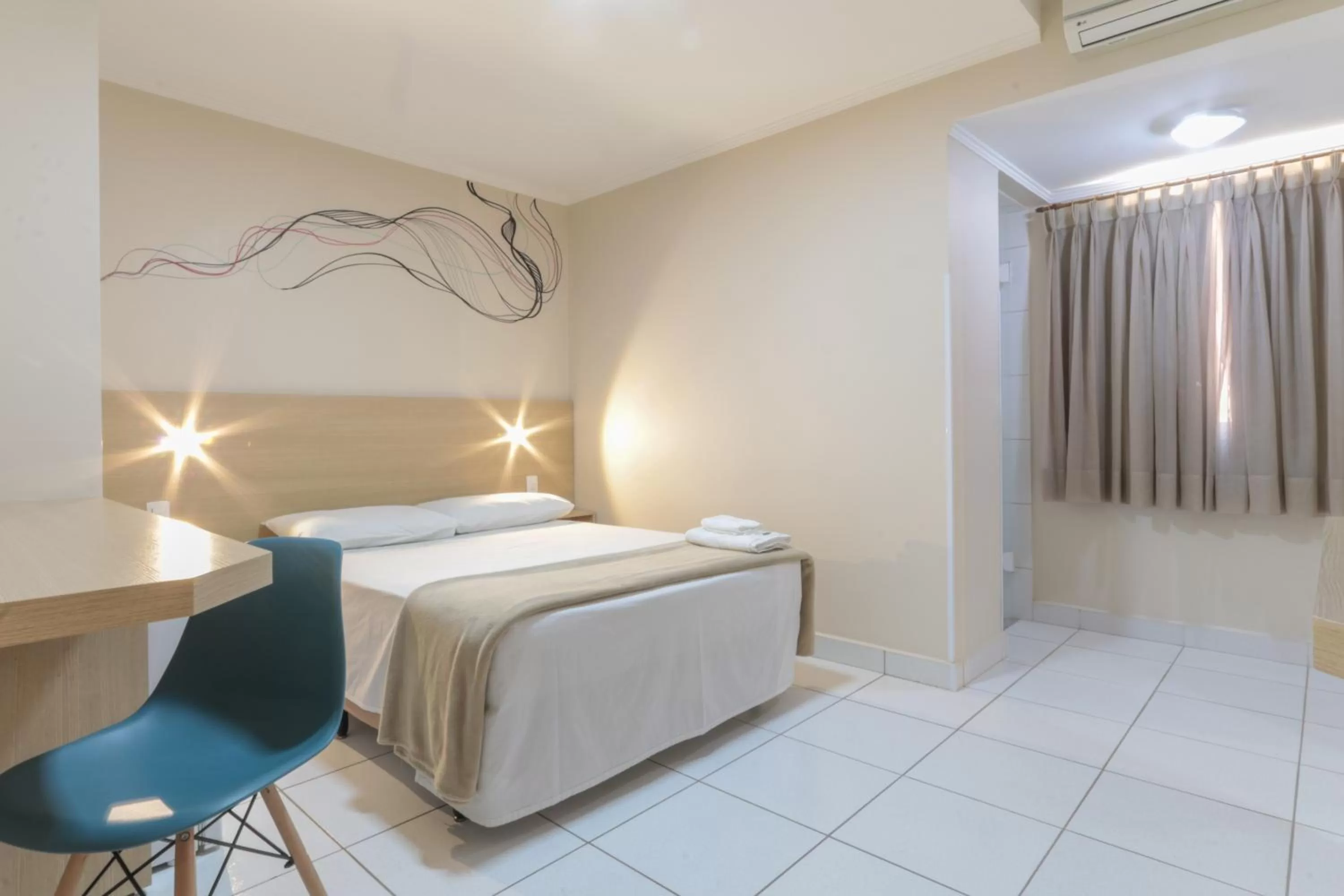 Bedroom, Bed in Hotel Copacabana Piracicaba