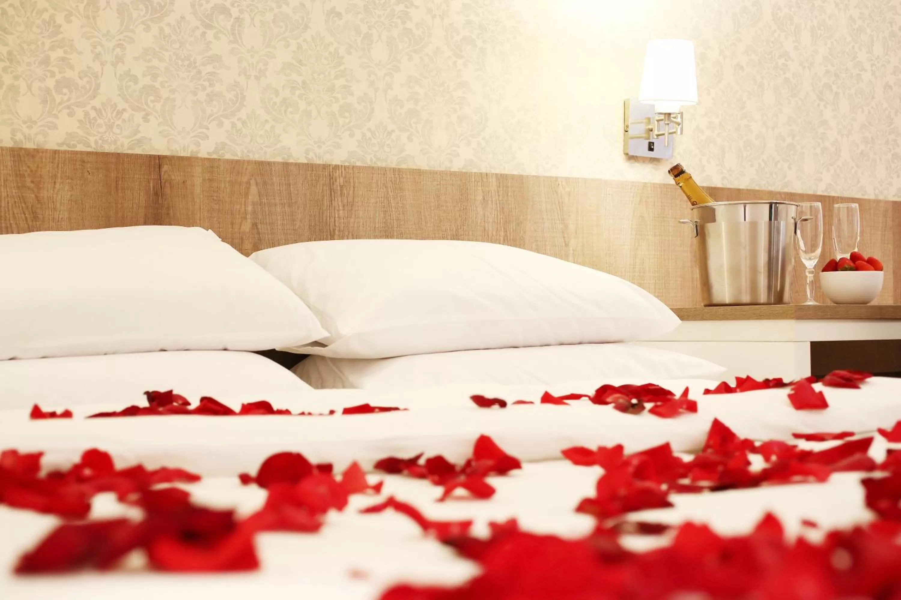 Bedroom, Bed in Sant' Martre