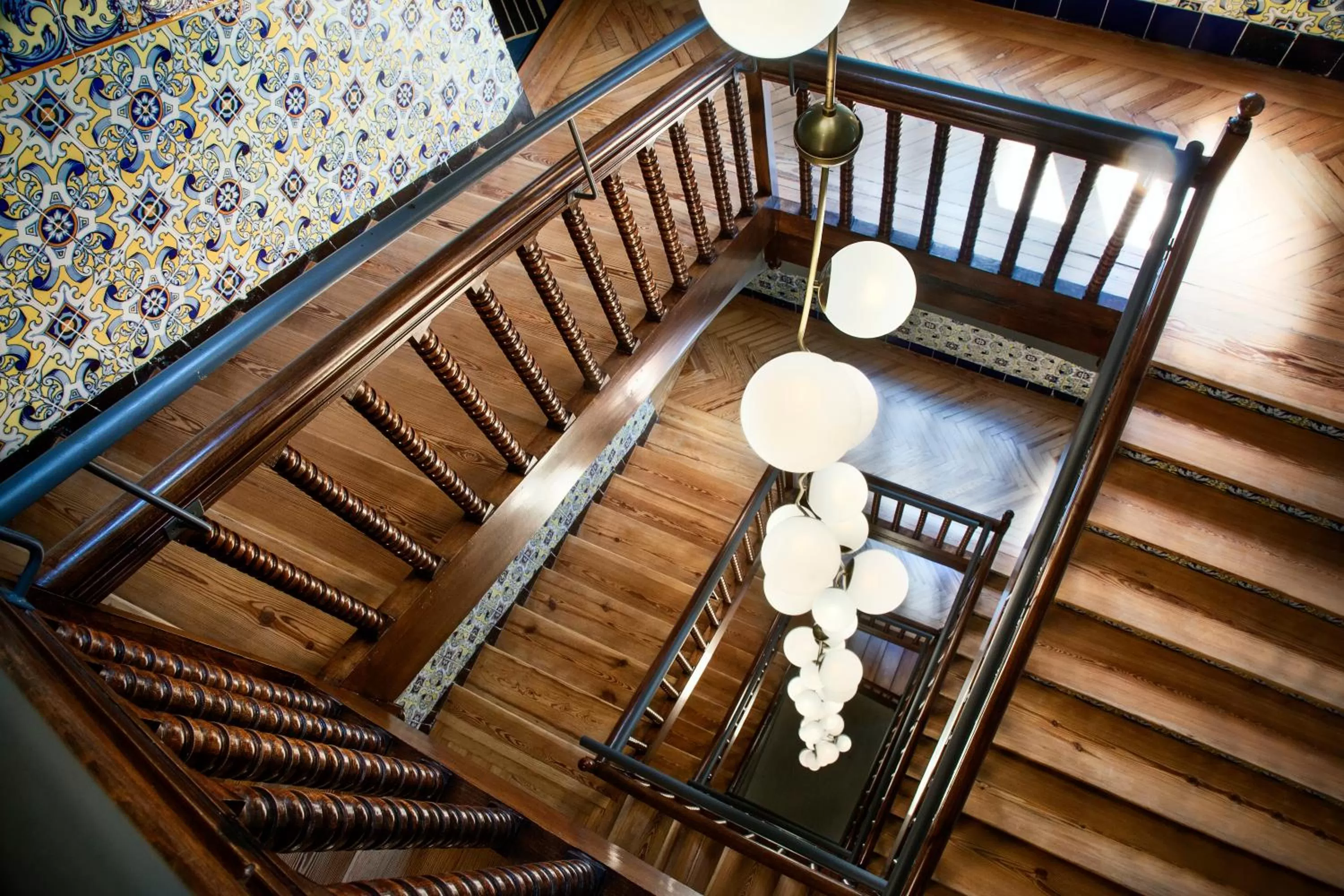 Area and facilities in One Shot Fortuny