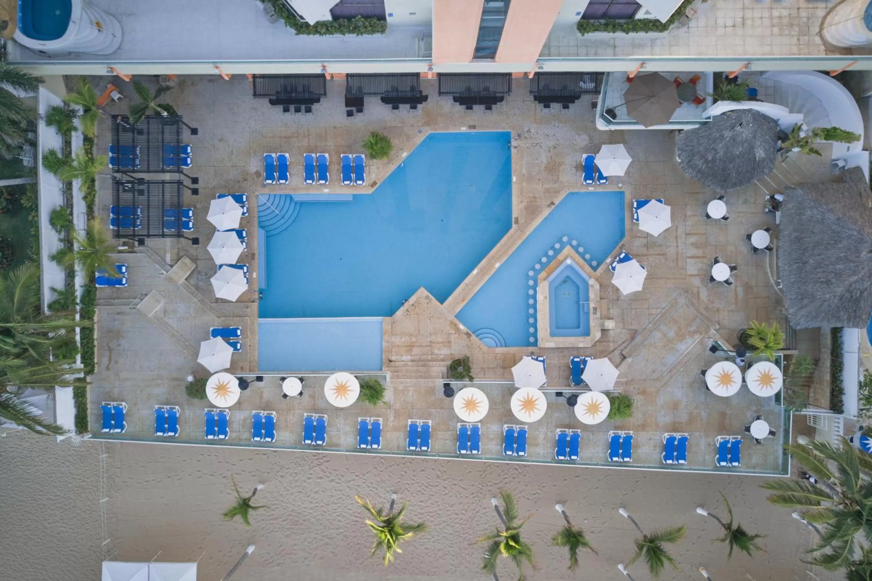 Bird's eye view in Copacabana Beach Hotel Acapulco
