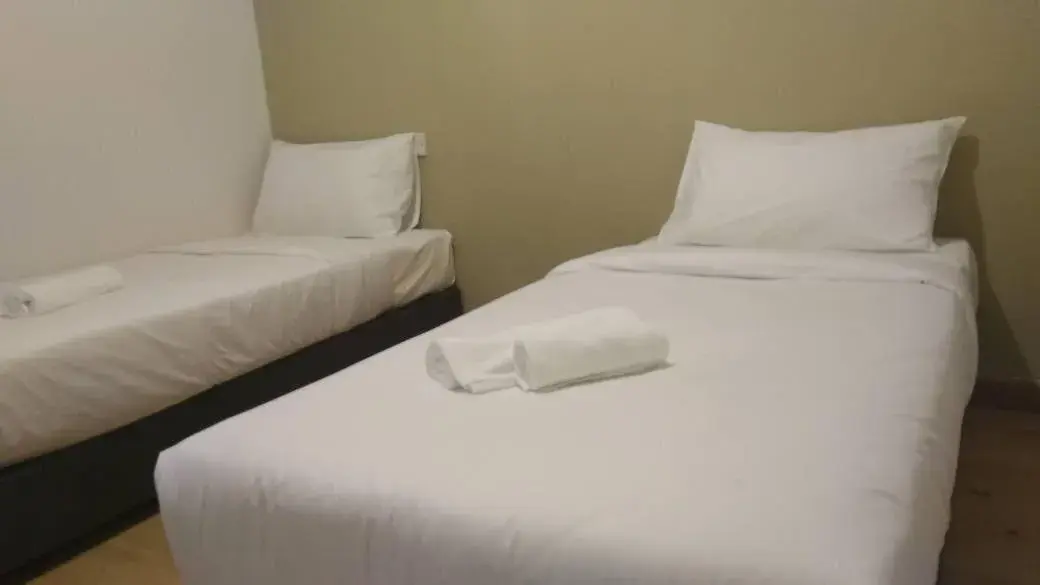 Standard Twin Room with Shared Bathroom in Gem Hotel Nusa Sentral Nusajaya Standard Twin Room with Shared Bathroom in Gem Hotel Nusa Sentral Nusajaya