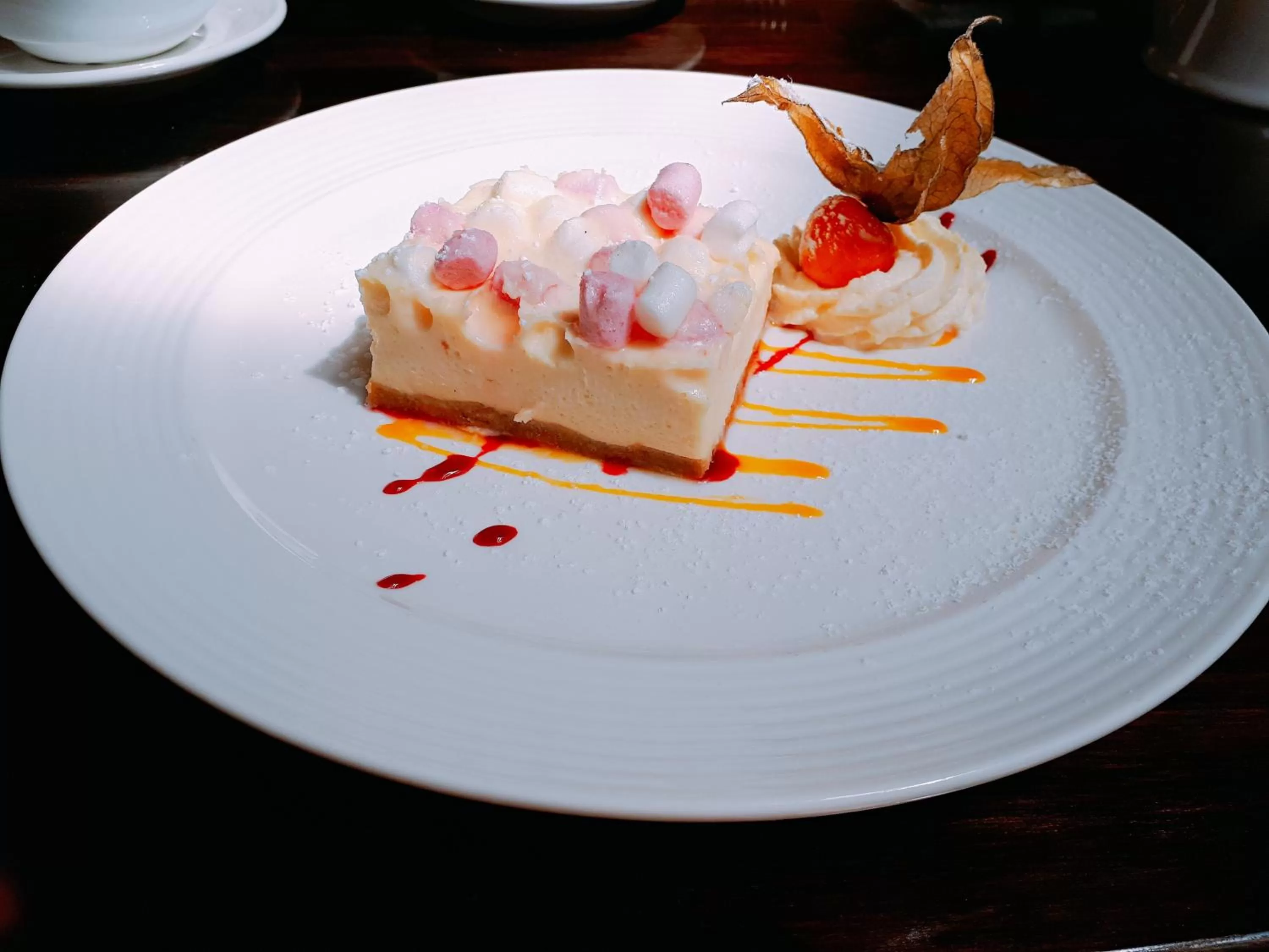 Restaurant/places to eat in Treacys Oakwood Hotel, Shannon