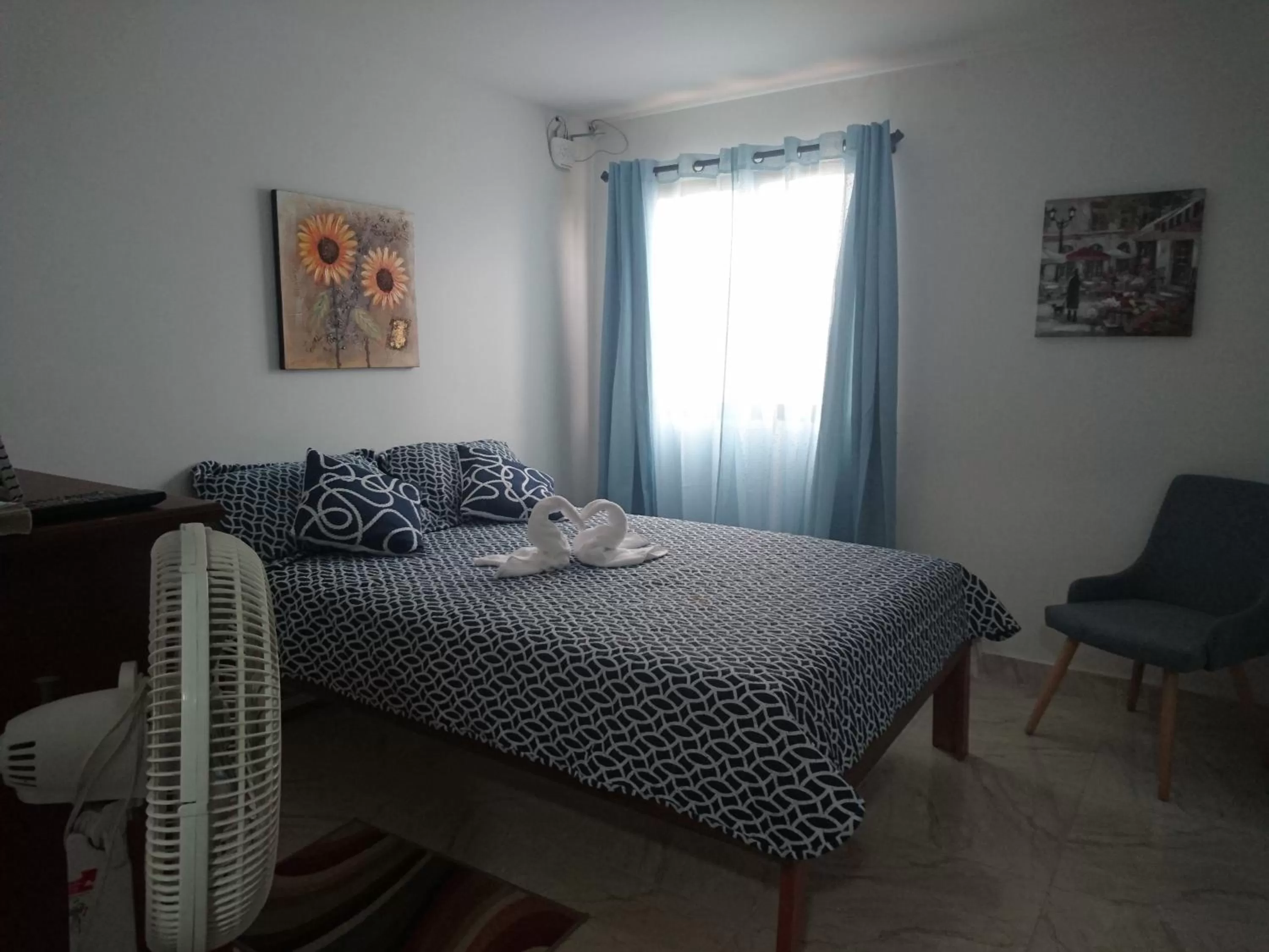 Photo of the whole room, Bed in ZOJO MARiNA BAY