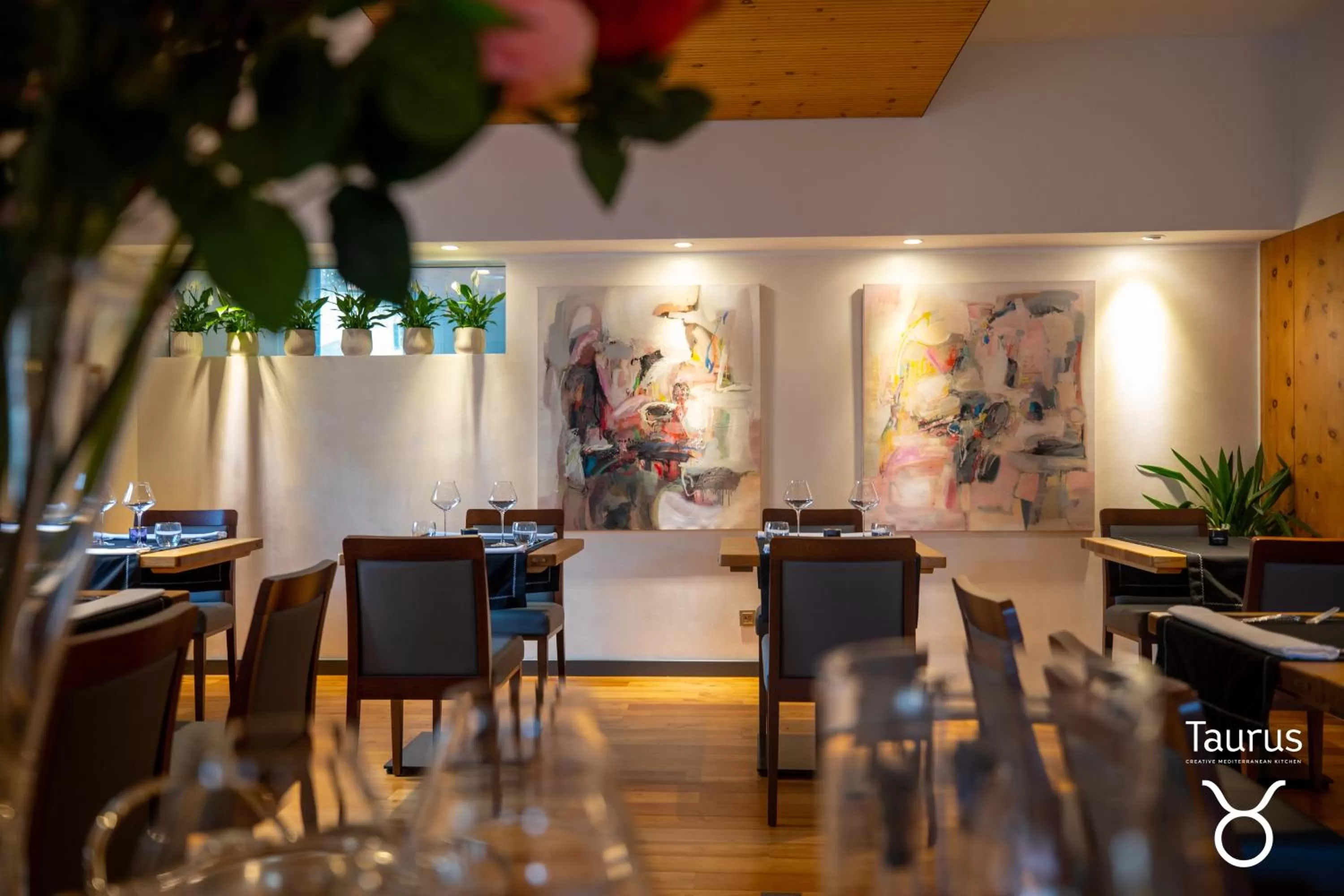 Restaurant/places to eat in Boutique Hotel OchSen Self-Check-In